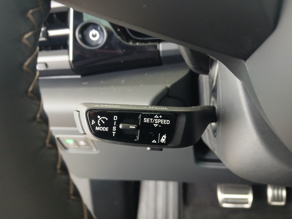 PORSCHE Macan Turbo 100kWh-image-18