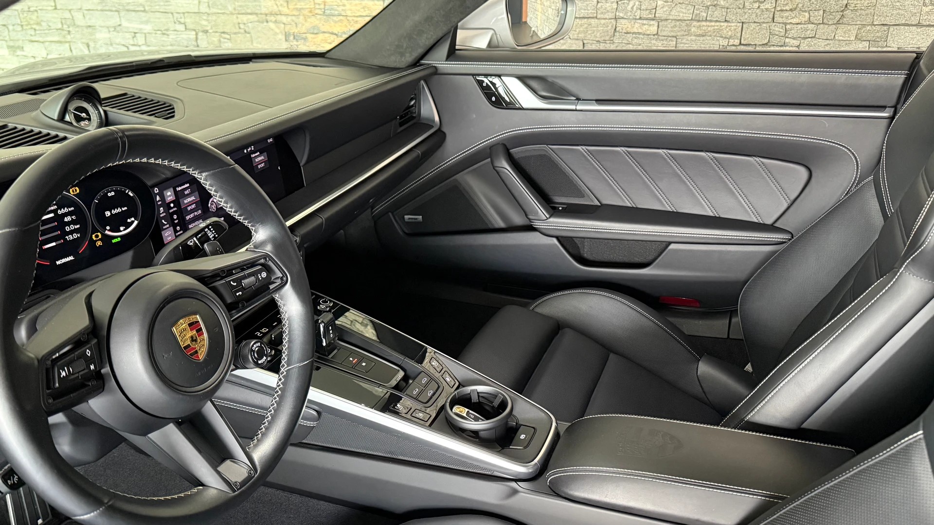 PORSCHE 911 Turbo S PDK (992.1)-image-12