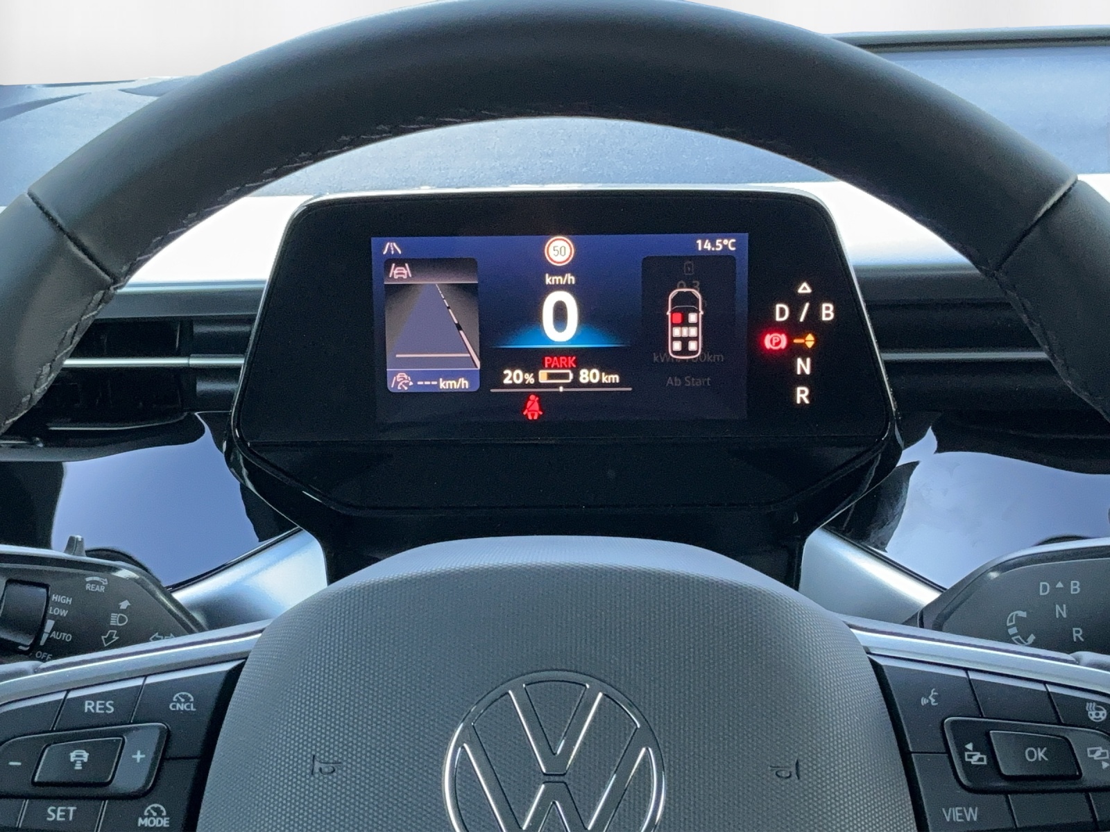 VW ID.Buzz NWB Pro 4 Motion-image-7