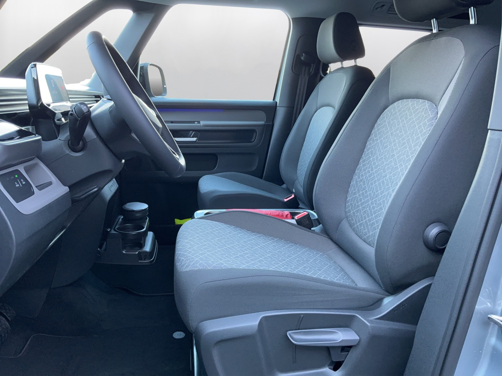 VW ID.Buzz NWB Pro 4 Motion-image-9