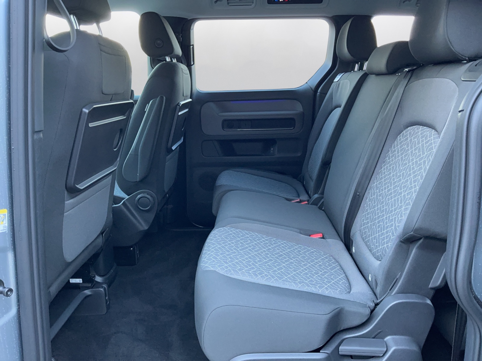 VW ID.Buzz NWB Pro 4 Motion-image-10