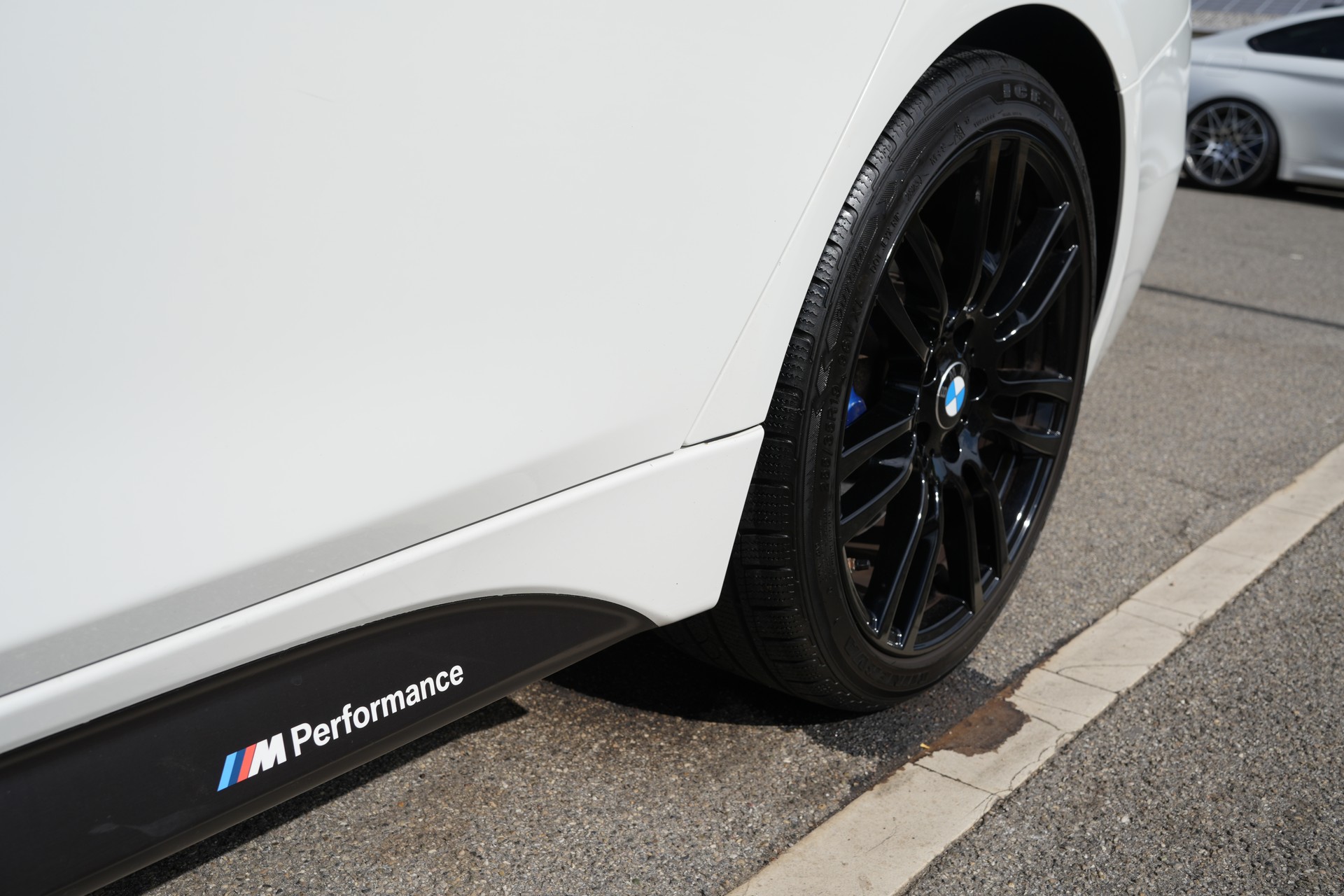 BMW 320d xDrive Touring M Sport Line Steptronic-image-12