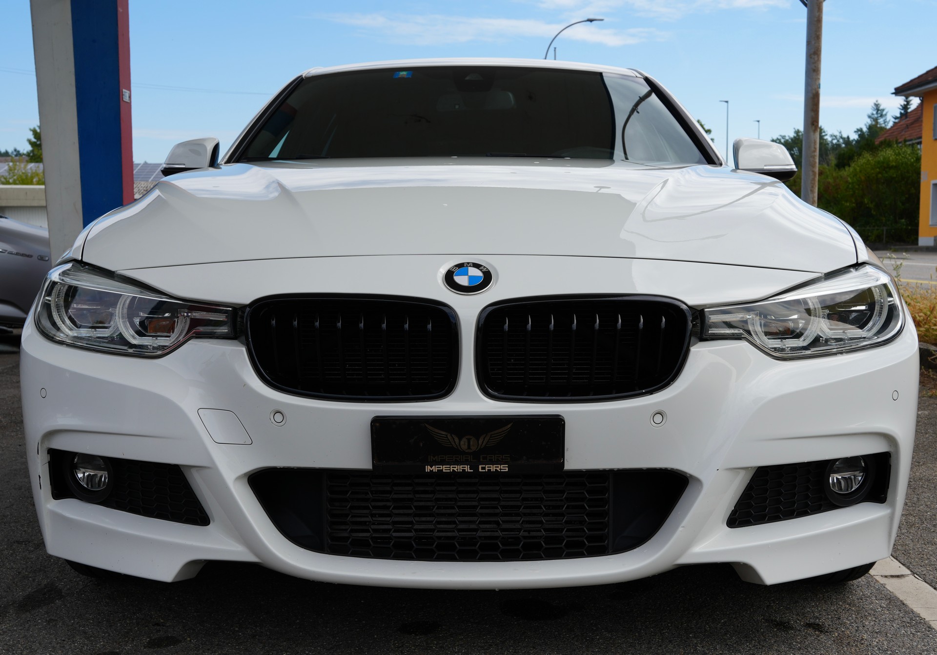 BMW 320d xDrive Touring M Sport Line Steptronic-image-6