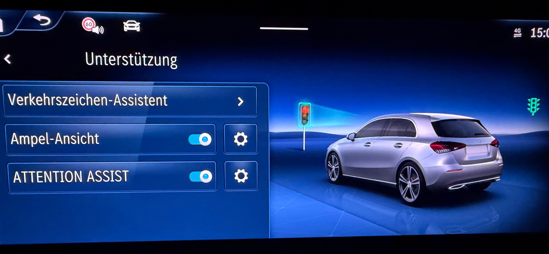 MERCEDES-BENZ A 200 AMG Line Premium Plus 7G-DCT-image-12