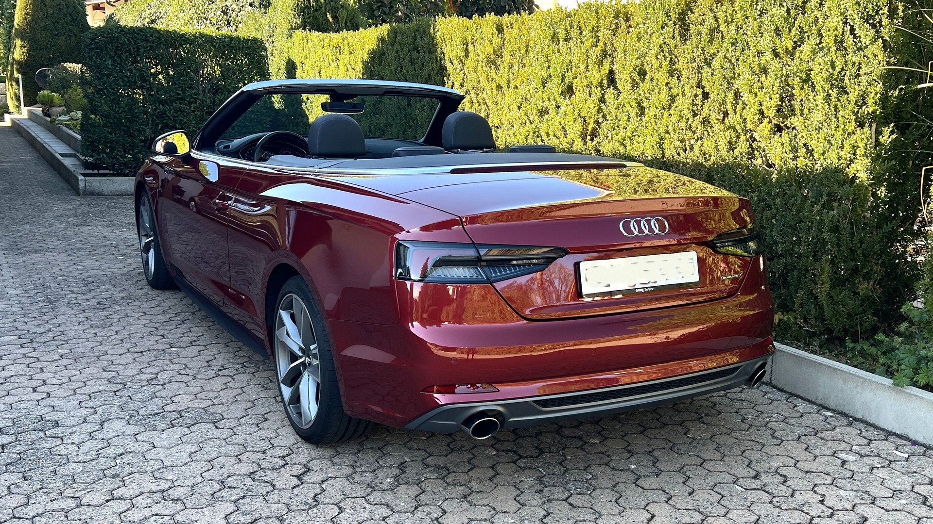 AUDI A5 Cabriolet Quattro 2.0 TFSI-image-9
