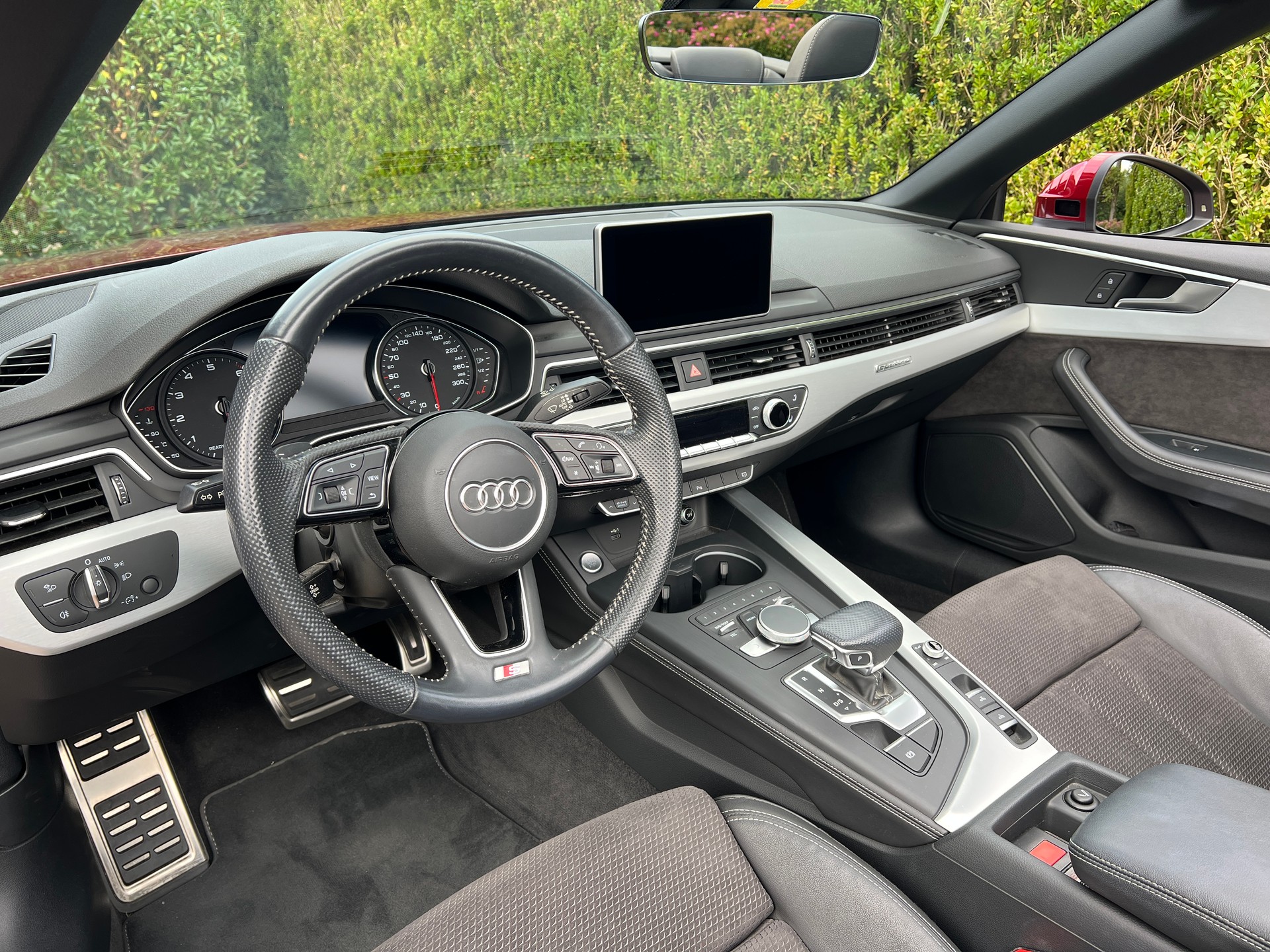 AUDI A5 Cabriolet Quattro 2.0 TFSI-image-5
