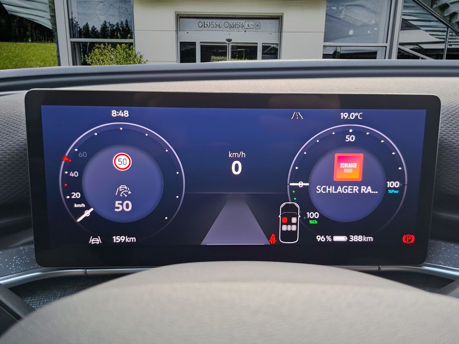 VW ID.Polo 52 kWh Style Edition One-image-13