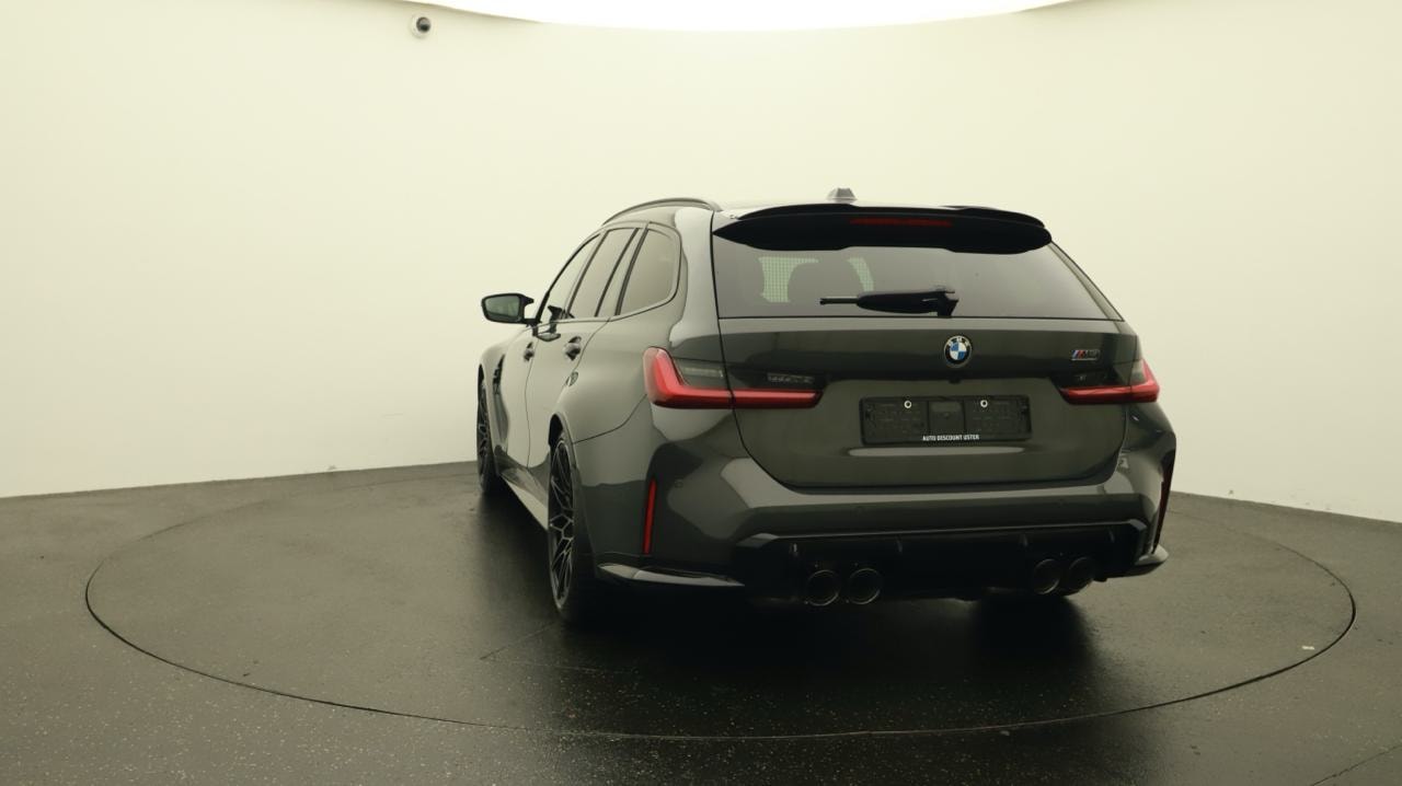 BMW M3 Touring xDrive Competition M-showroom-element-3