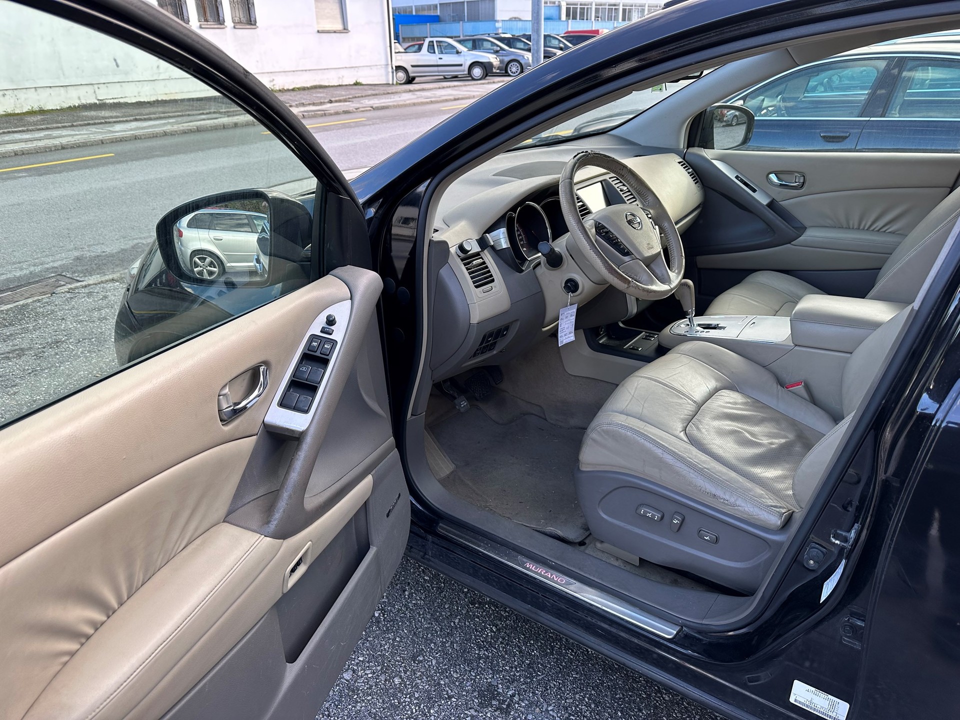 NISSAN Murano 3.5 V6 Automatic-image-7