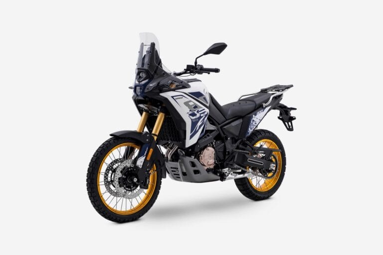 VOGE 800 Rally-image-0
