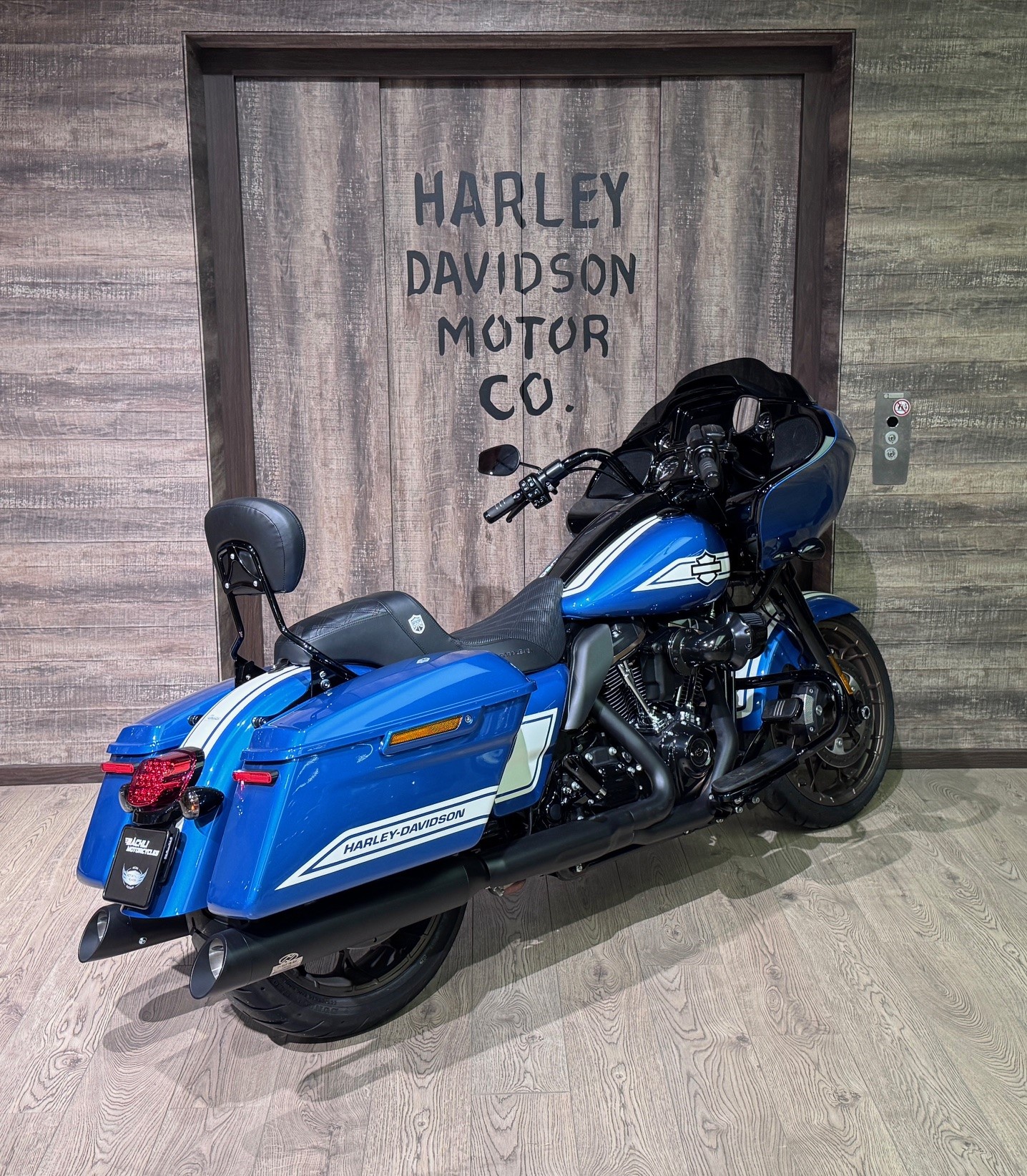 HARLEY-DAVIDSON FLTRXST Road Glide ST Fast Johnnie 117-image-5