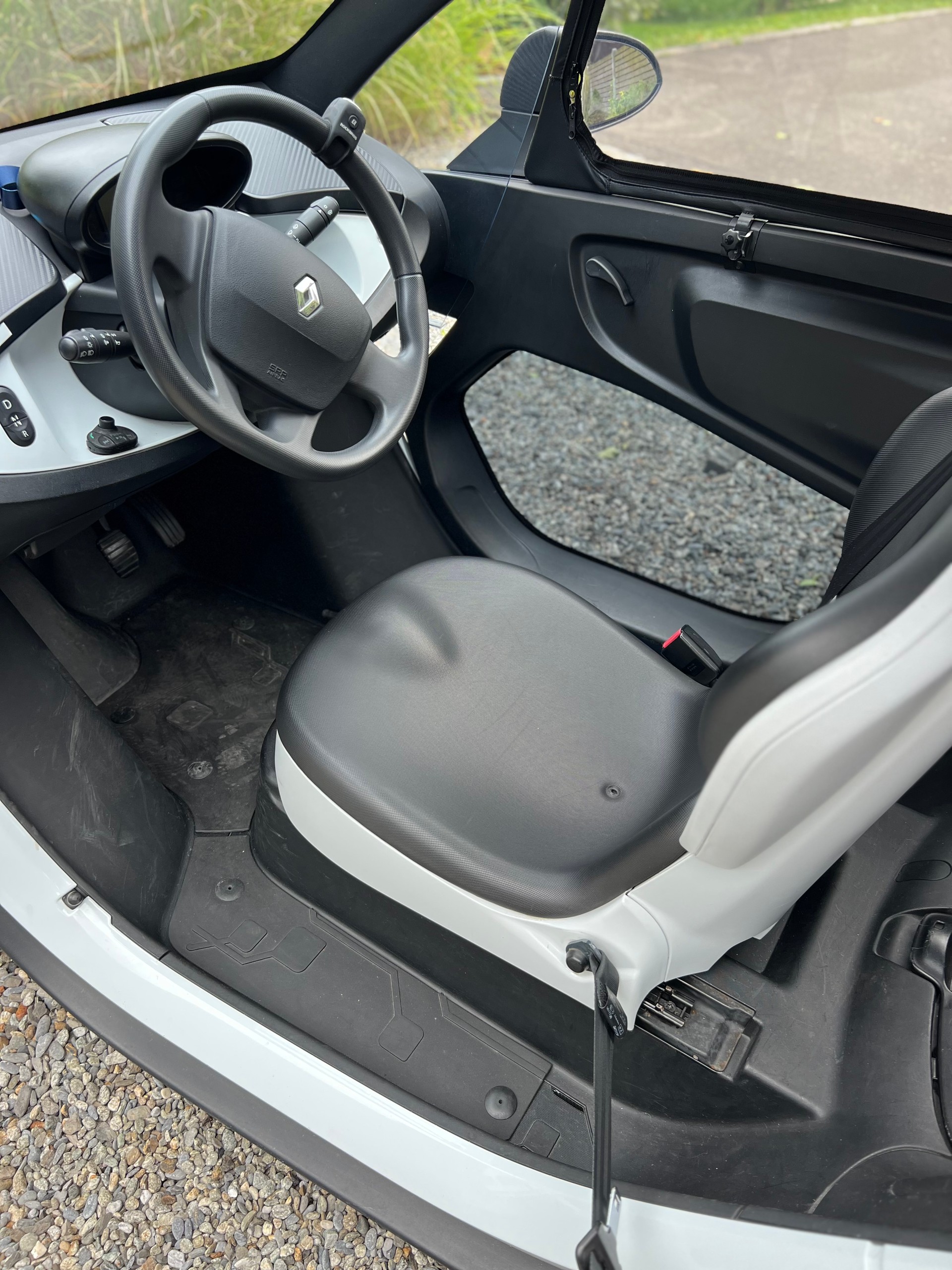 RENAULT Twizy Z.E. Technic (inkl. Batterie)-image-3