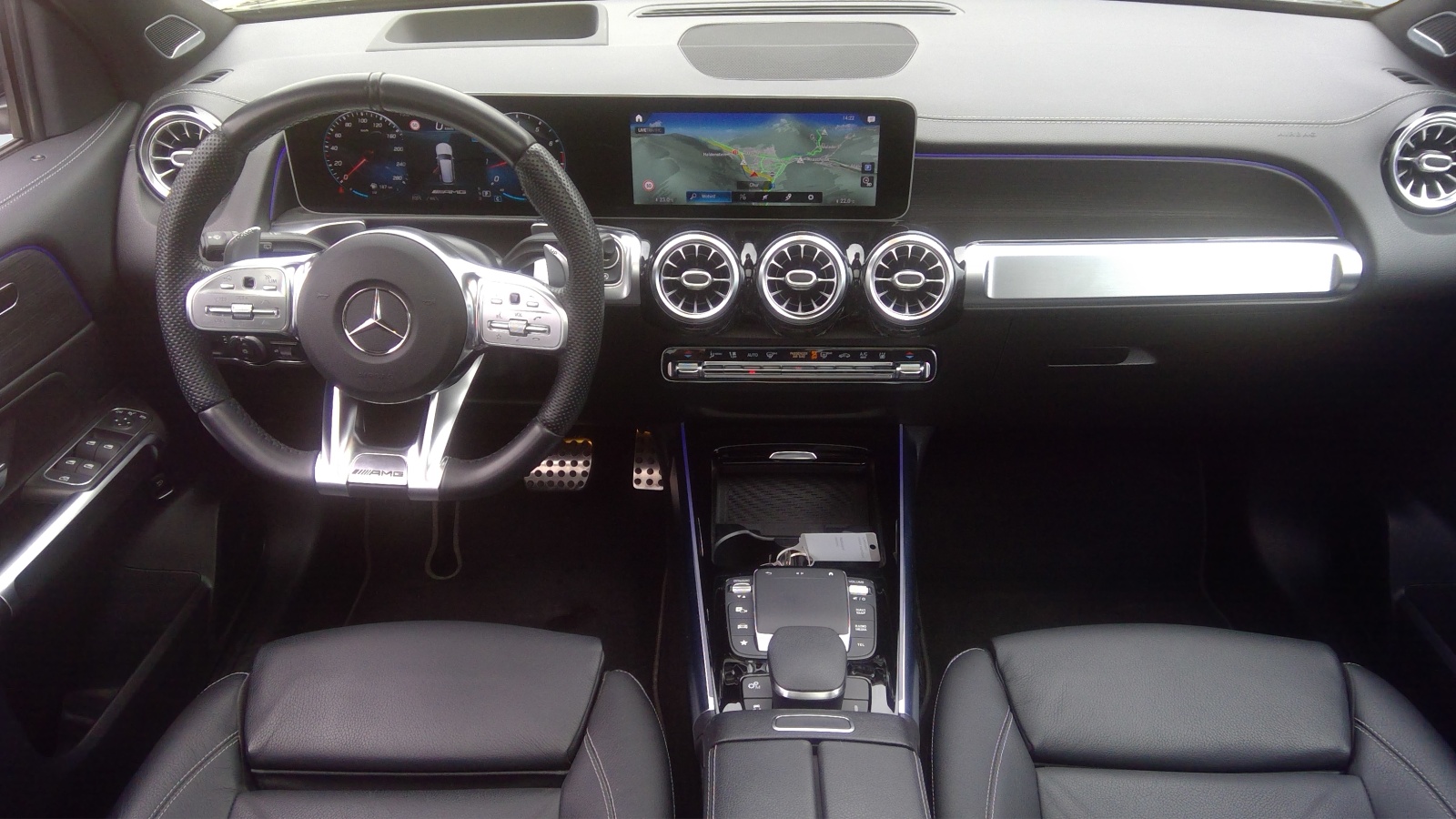 MERCEDES-BENZ GLB 35 AMG 4Matic 8G-Tronic-showroom-element-3