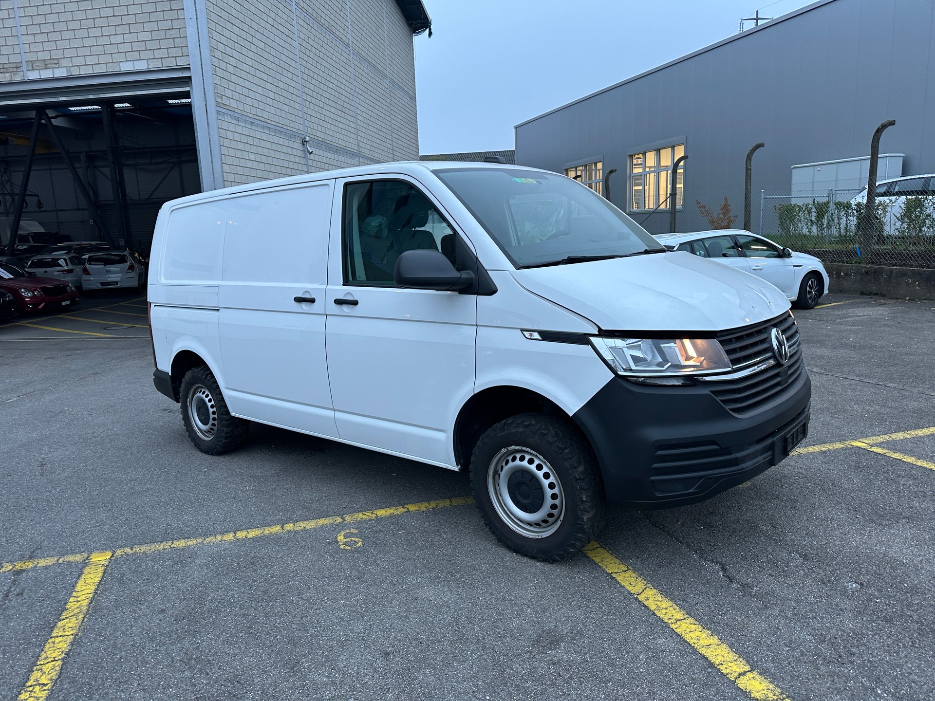 VW T6.1 2.0 TDI-image-7