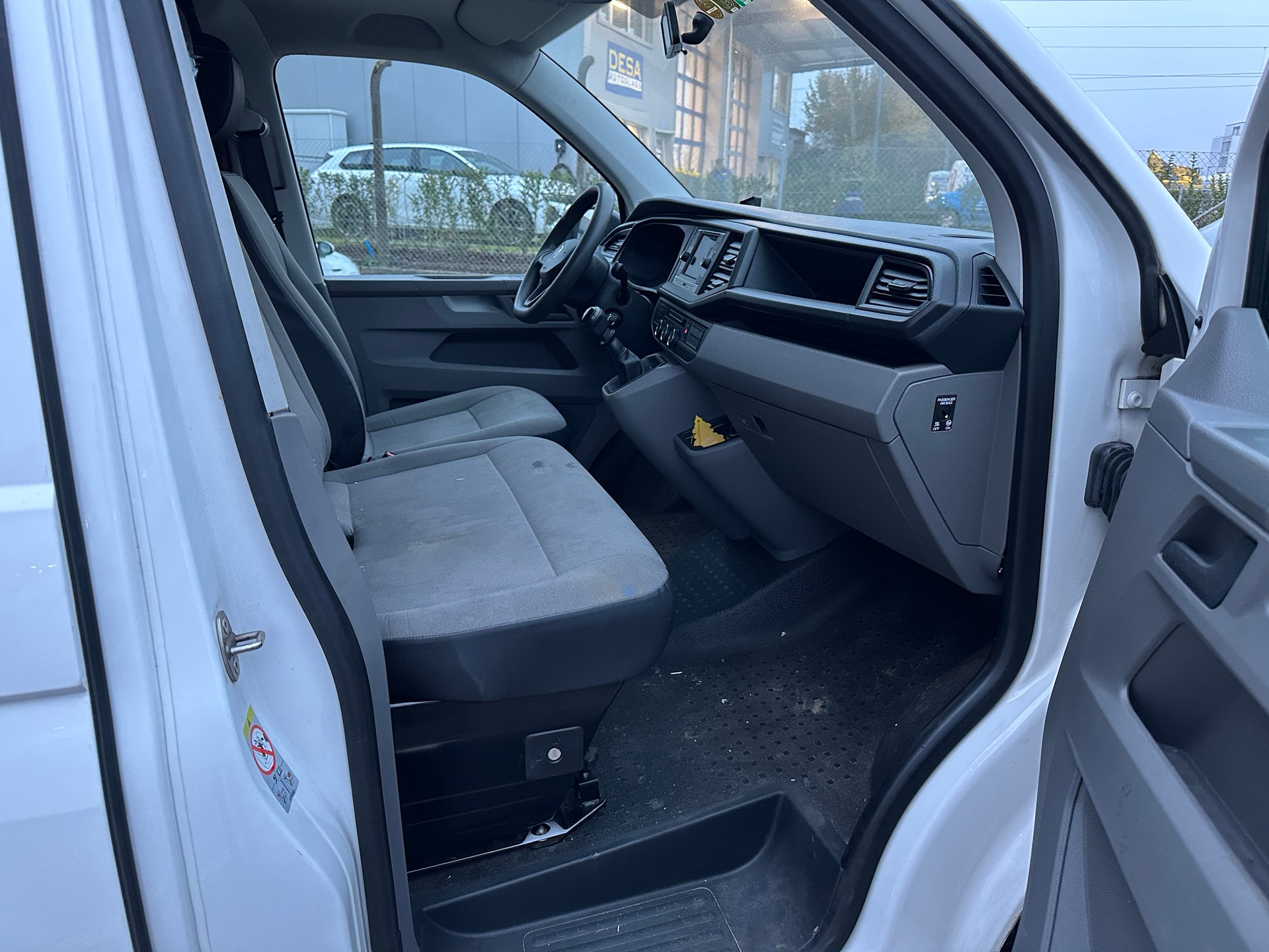 VW T6.1 2.0 TDI-image-9