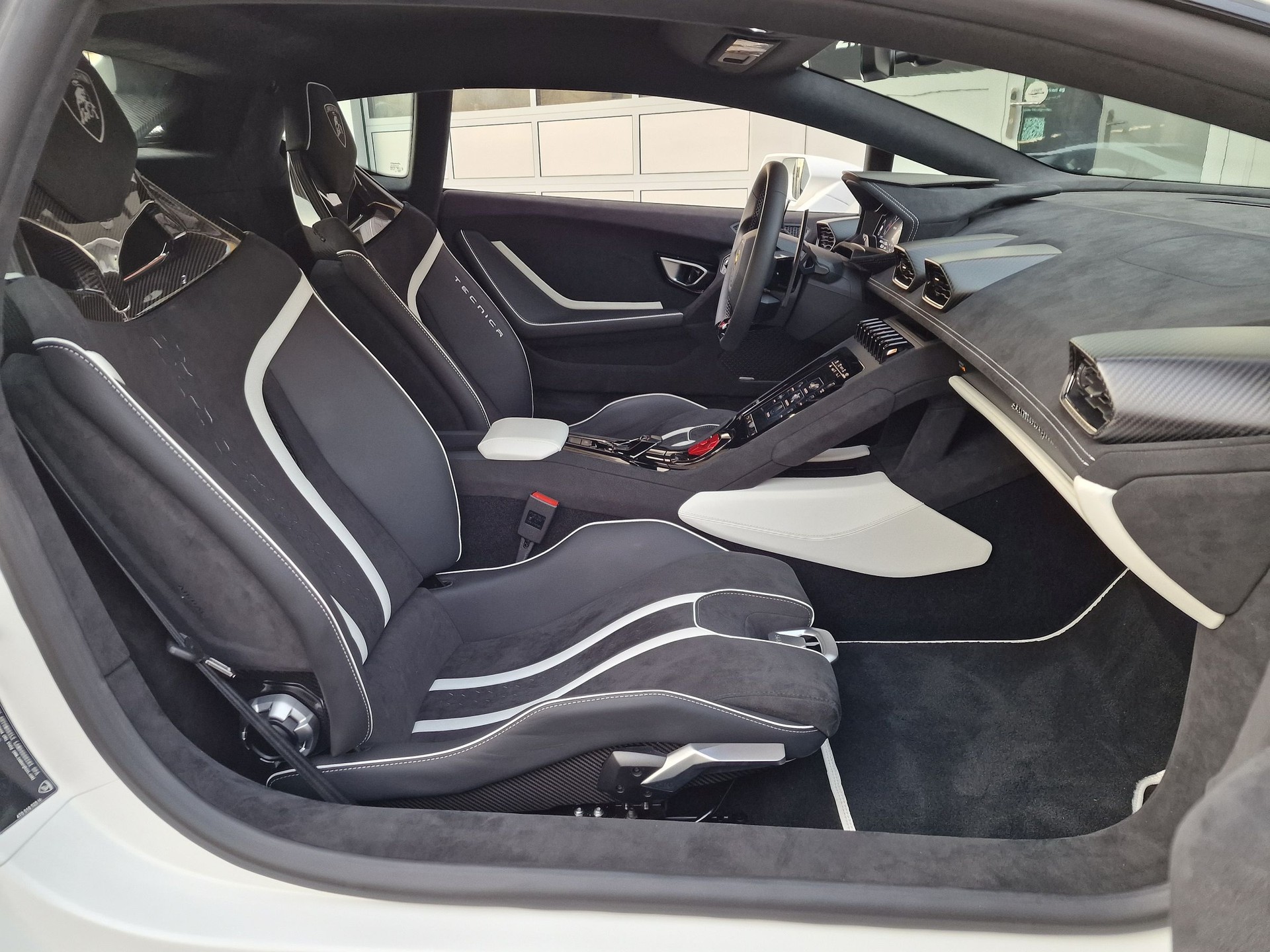 LAMBORGHINI Huràcan Tecnica 'Bianco Asopo Matt' | CH | Sensonum | Lift | Carbon | 5 Jahre Garantie-image-27