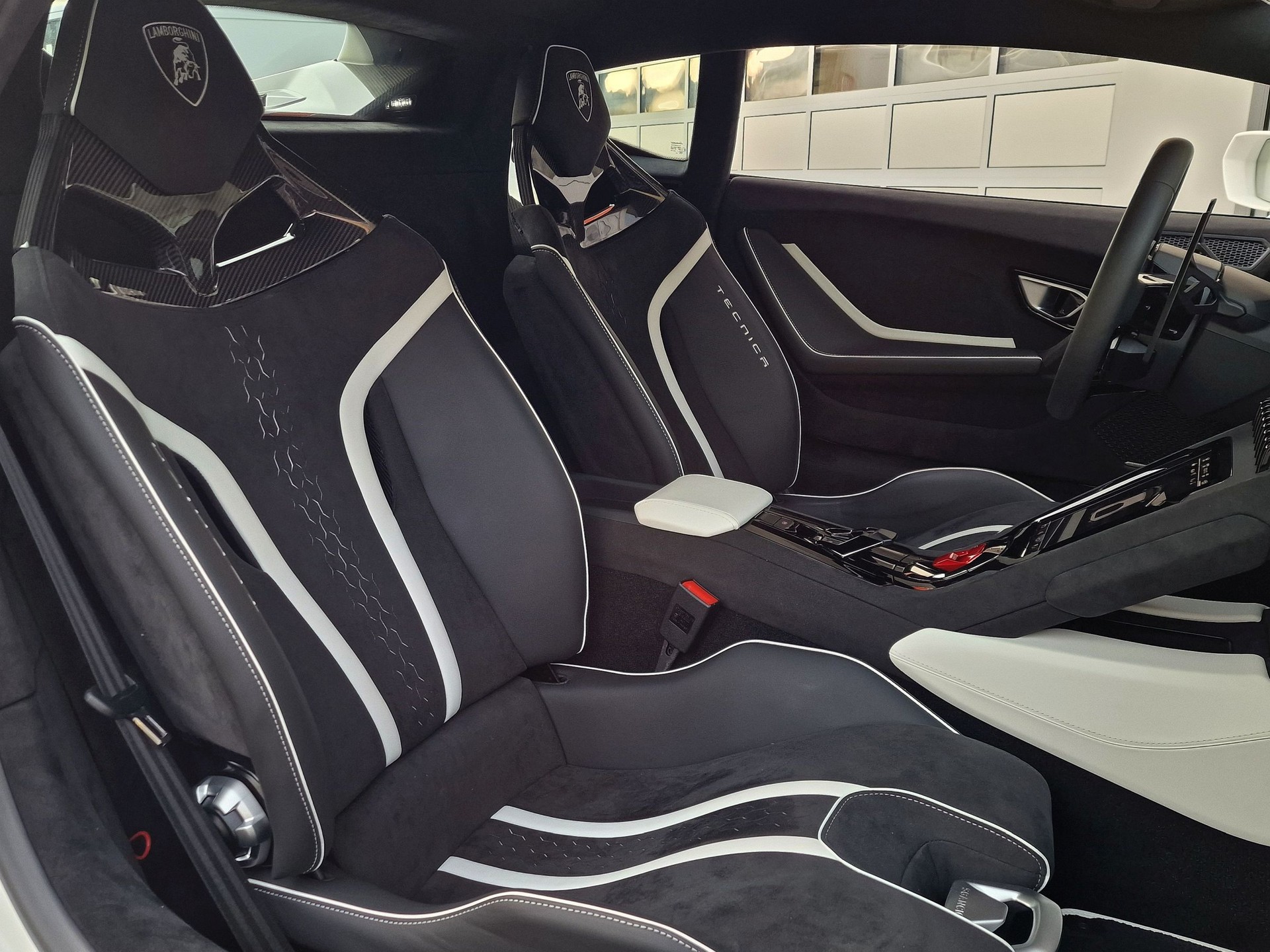 LAMBORGHINI Huràcan Tecnica 'Bianco Asopo Matt' | CH | Sensonum | Lift | Carbon | 5 Jahre Garantie-image-23