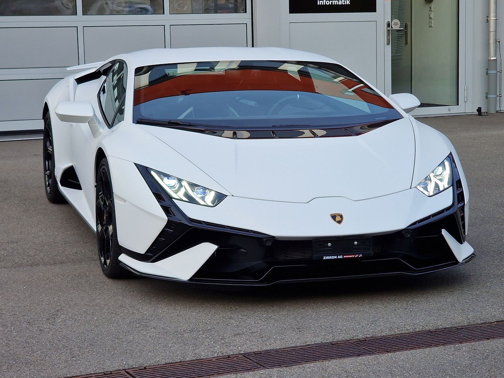 LAMBORGHINI Huràcan Tecnica 'Bianco Asopo Matt' | CH | Sensonum | Lift | Carbon | 5 Jahre Garantie-image-17
