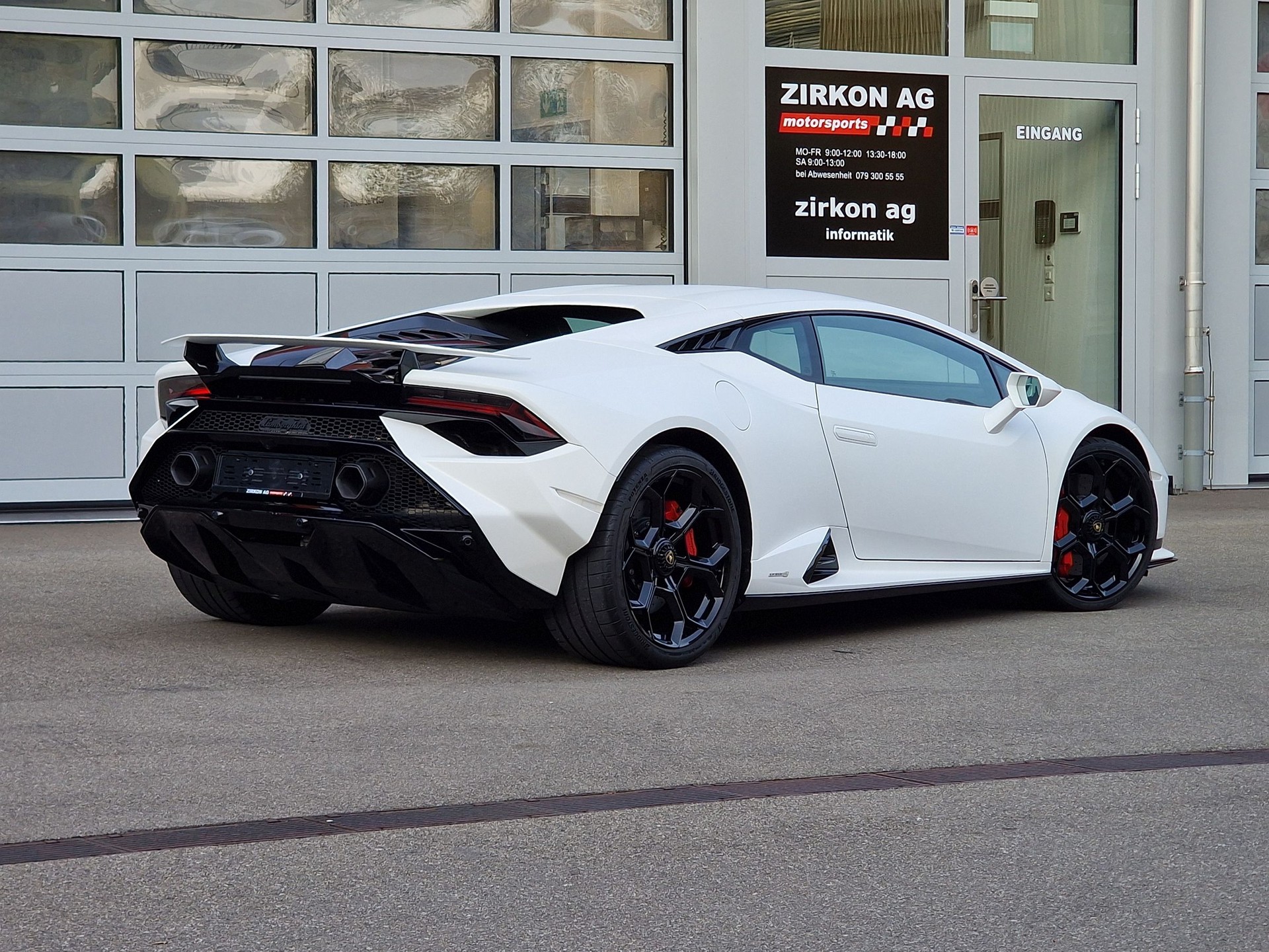 LAMBORGHINI Huràcan Tecnica 'Bianco Asopo Matt' | CH | Sensonum | Lift | Carbon | 5 Jahre Garantie-image-14