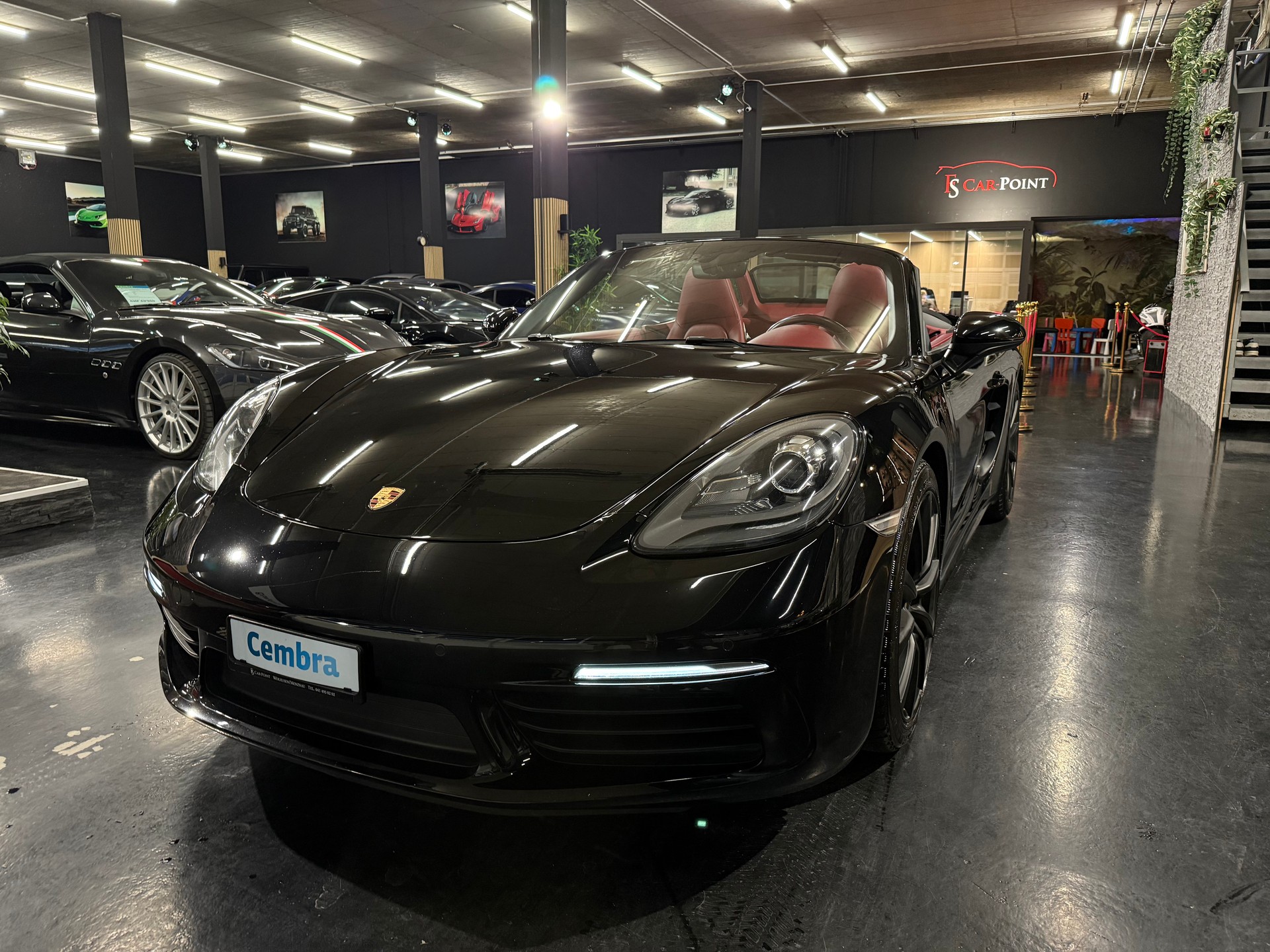 PORSCHE 718 Boxster 2.0-image-8