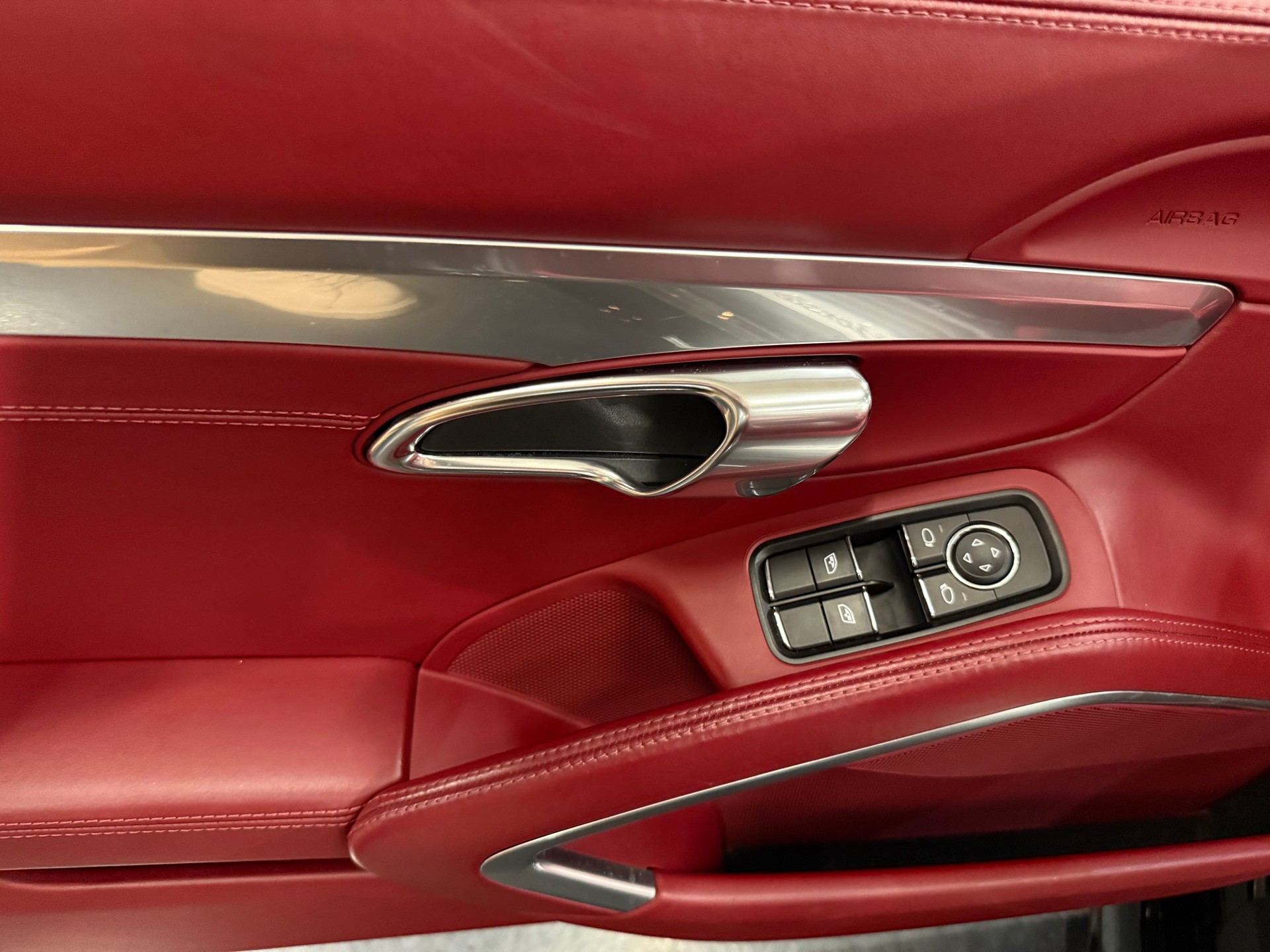 PORSCHE 718 Boxster 2.0-image-21