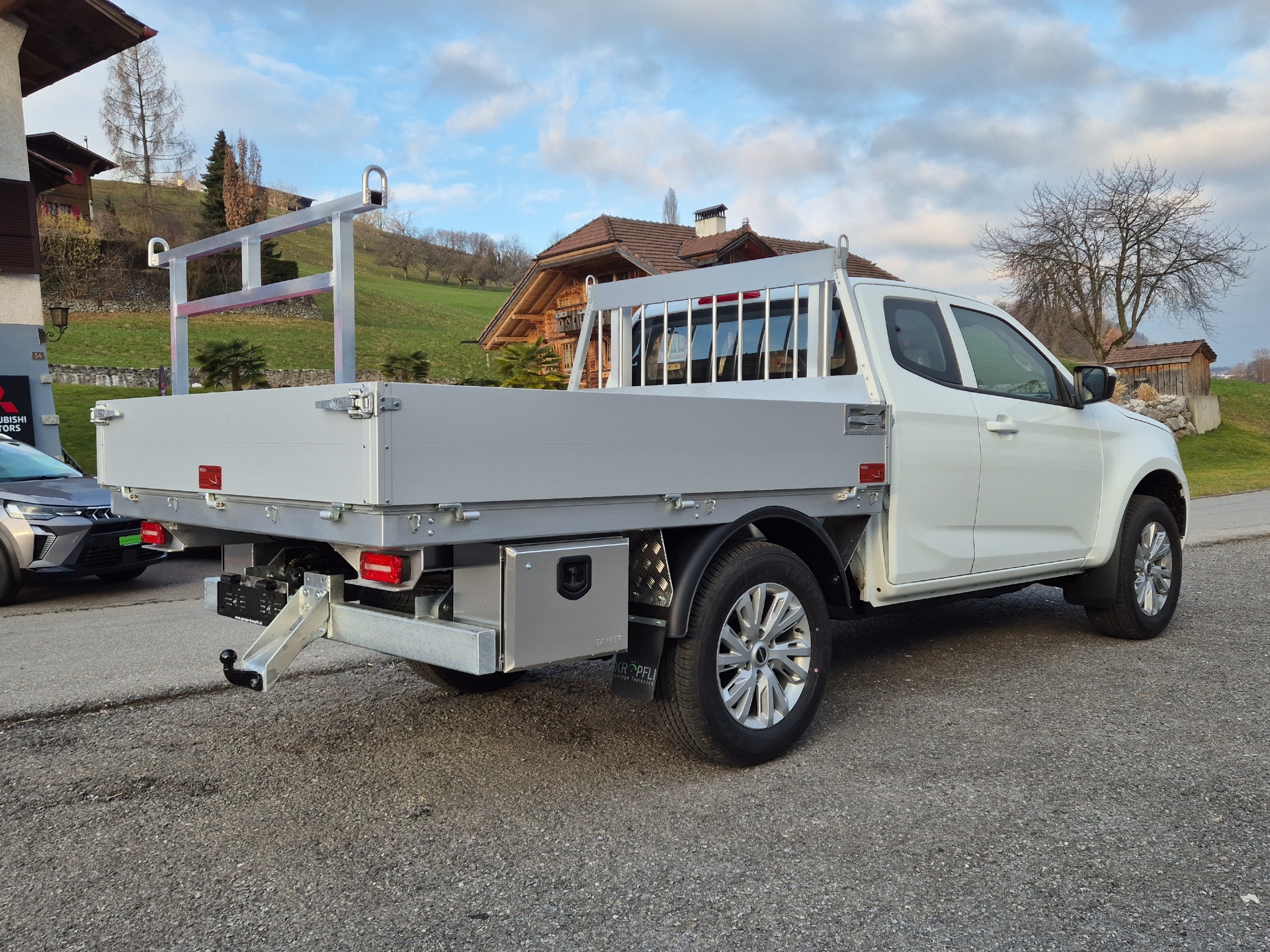 ISUZU D-MAX 1.9 SpaceCab N60BB+ 4x4 AT-image-9