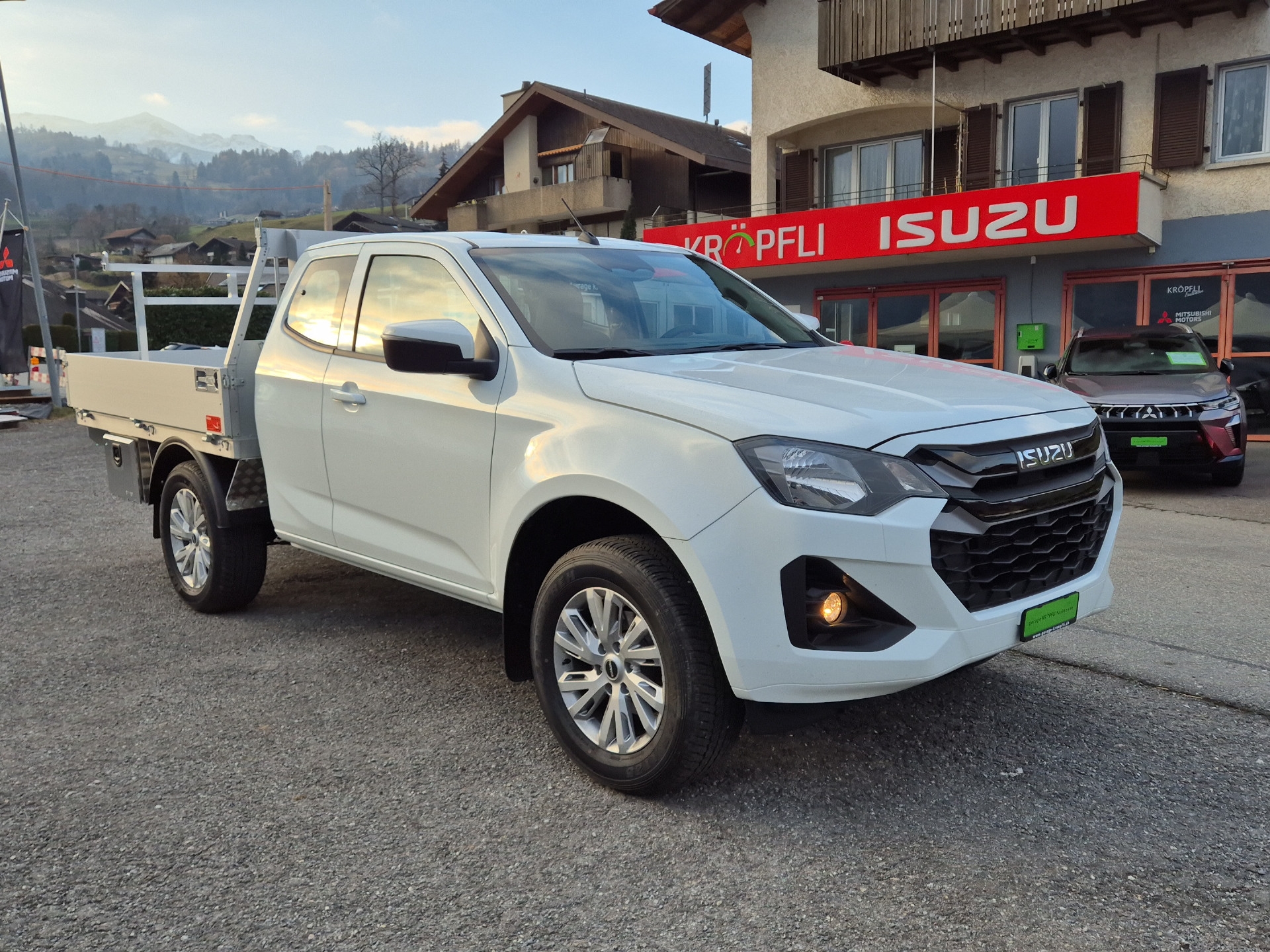 ISUZU D-MAX 1.9 SpaceCab N60BB+ 4x4 AT-image-11