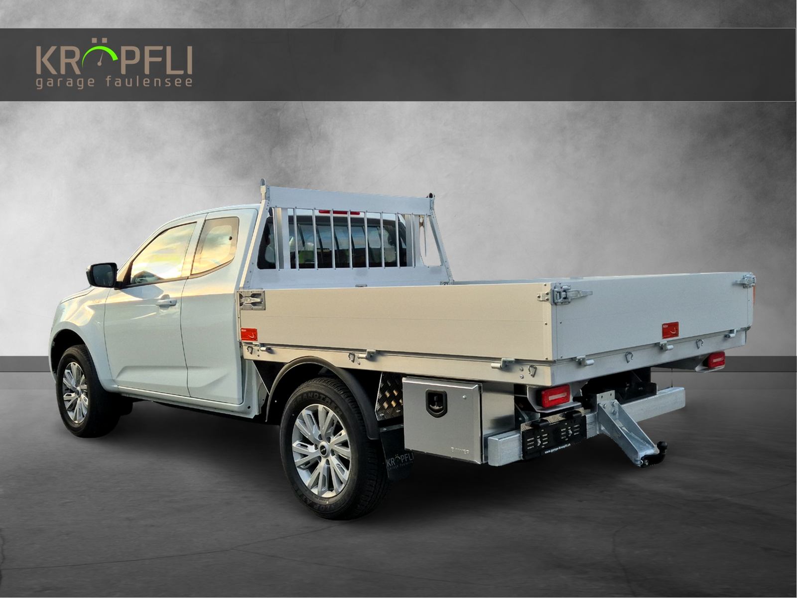 ISUZU D-MAX 1.9 SpaceCab N60BB+ 4x4 AT-showroom-element-1