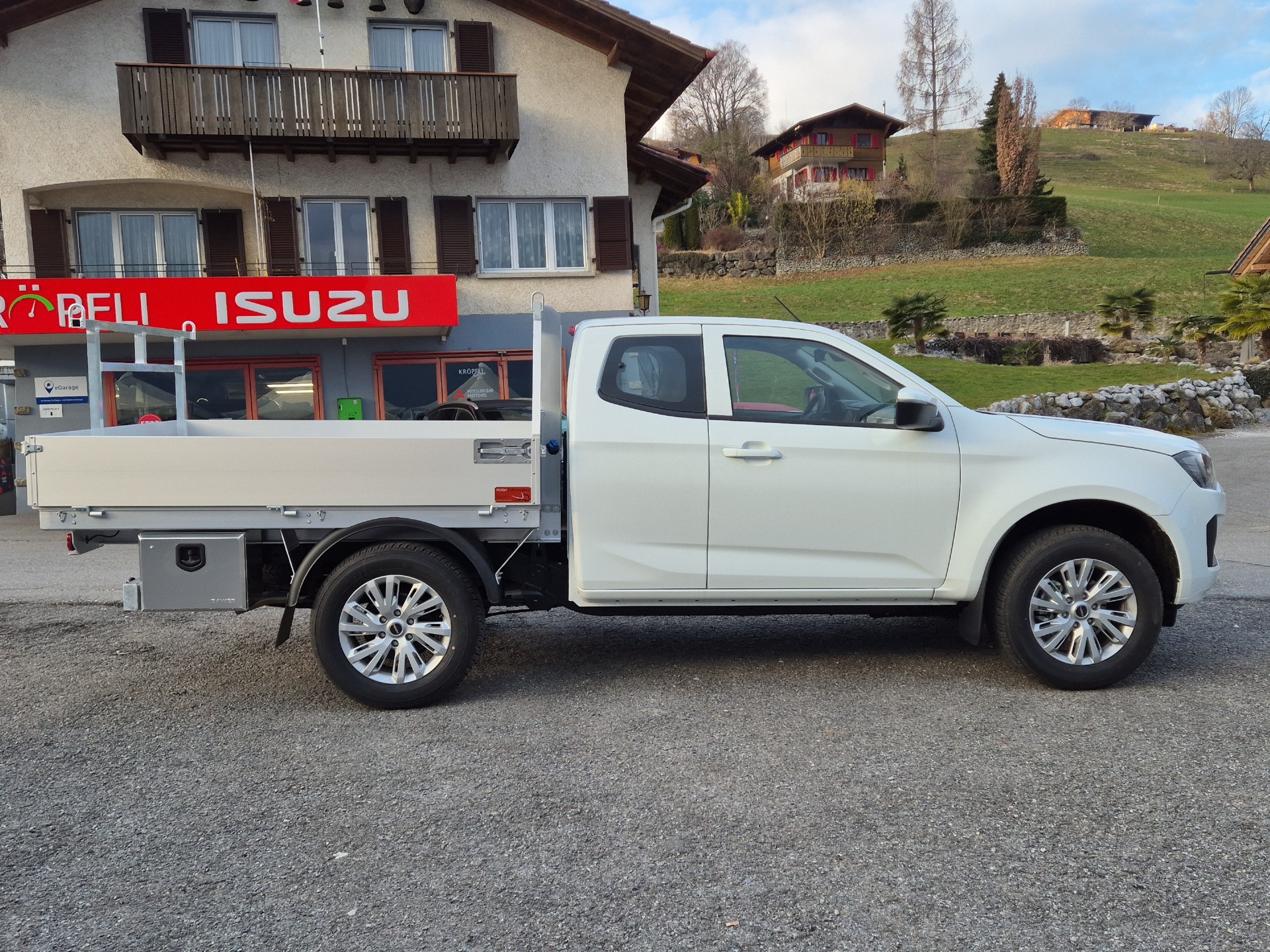 ISUZU D-MAX 1.9 SpaceCab N60BB+ 4x4 AT-image-10