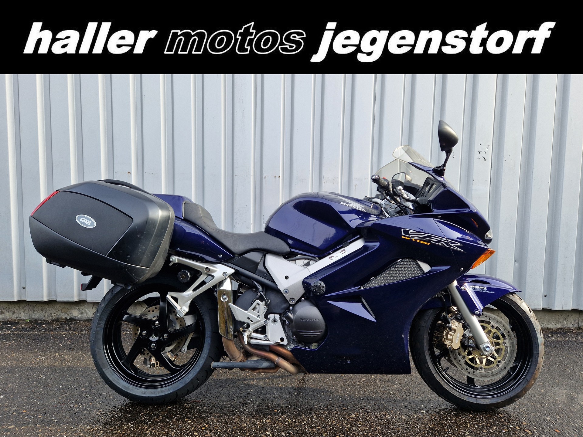 HONDA VFR 800 FI ABS KUNDENAUFTRAG-image-0