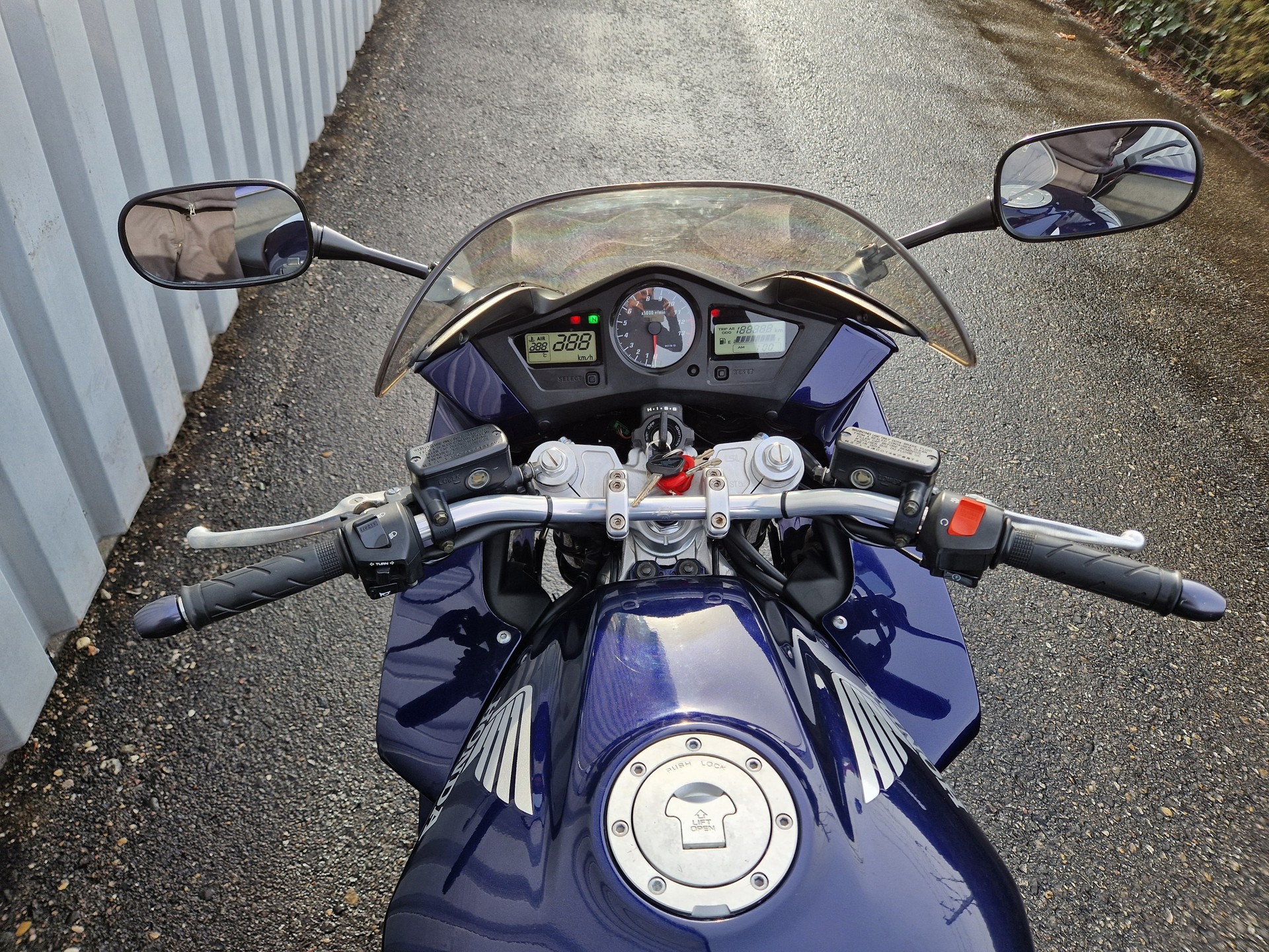 HONDA VFR 800 FI ABS KUNDENAUFTRAG-image-7