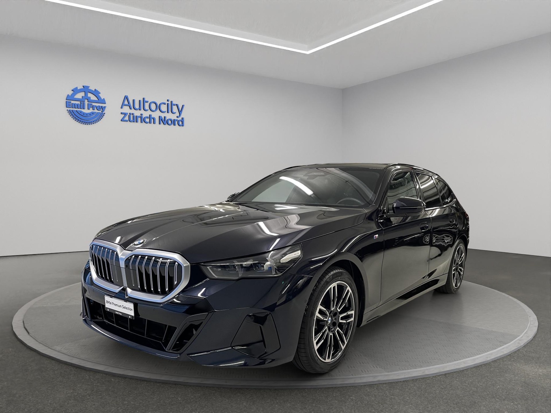 BMW 520d xDrive 48V Touring
