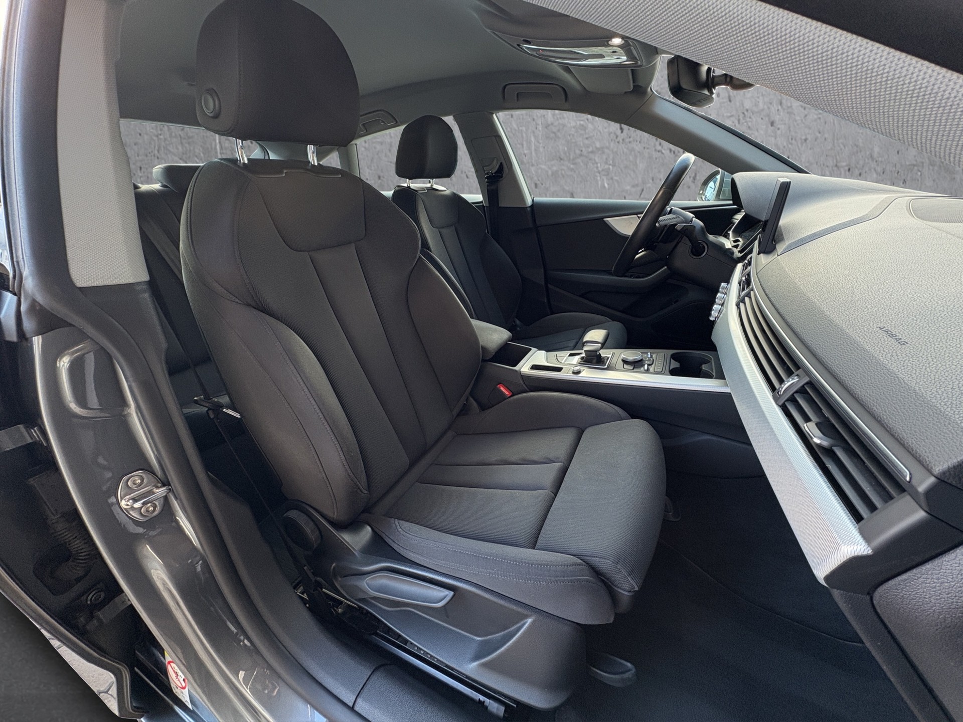 AUDI A5 Sportback 2.0 40 TFSI Sport S-Tronic-image-13