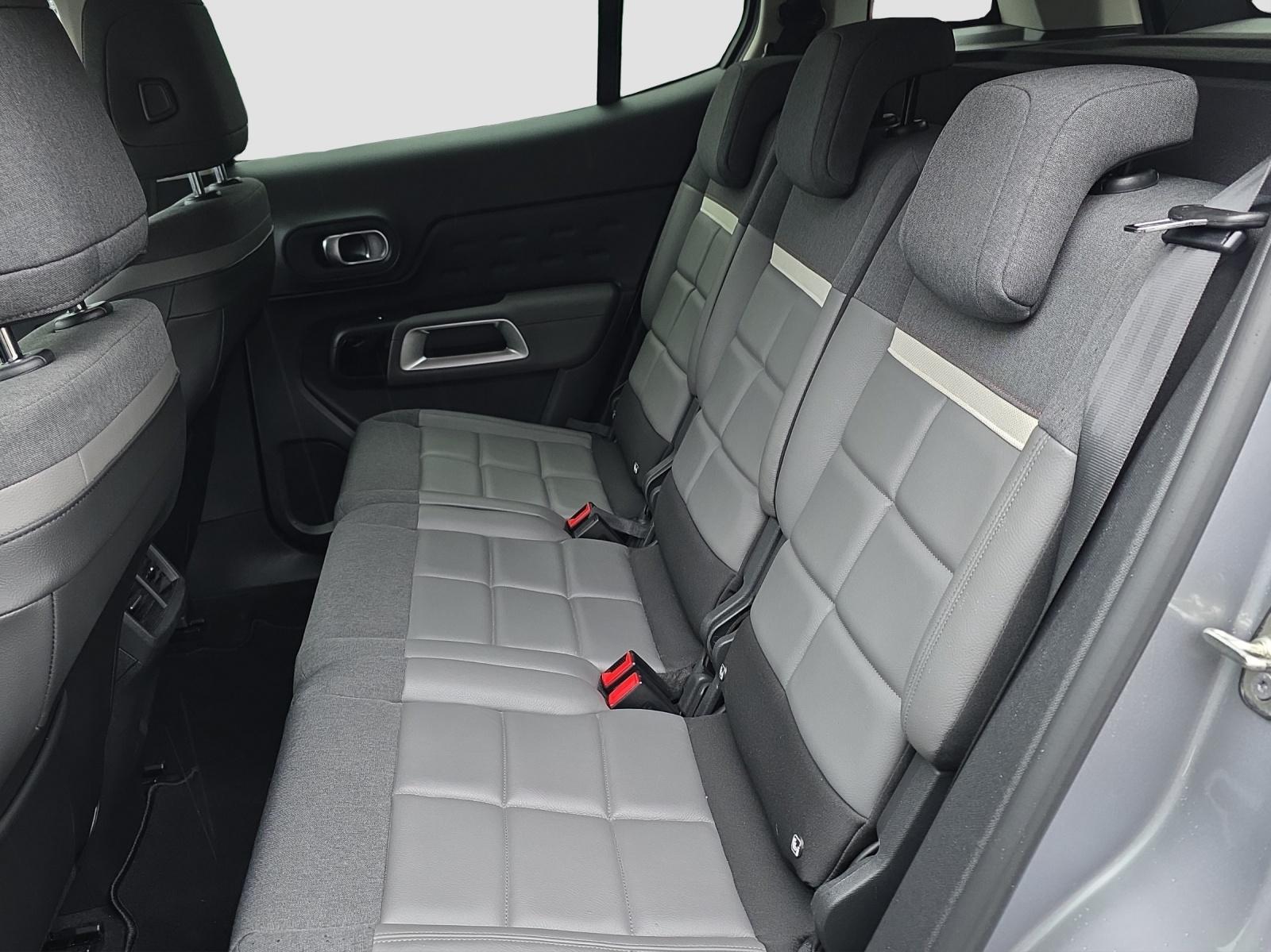 CITROEN C5 Aircross 1.6 Plug-in Hybrid Shine-image-10