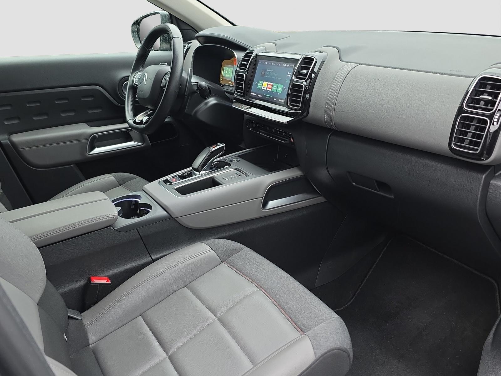 CITROEN C5 Aircross 1.6 Plug-in Hybrid Shine-image-19