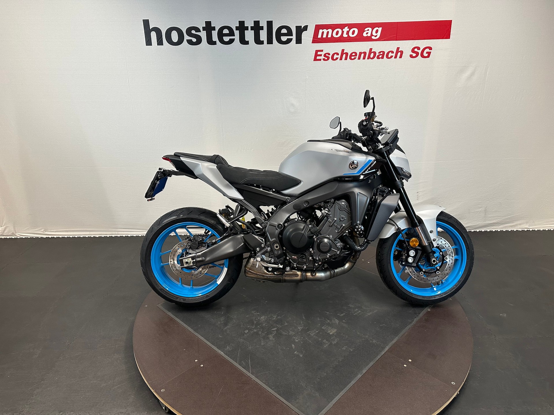 YAMAHA MT-09-image-1
