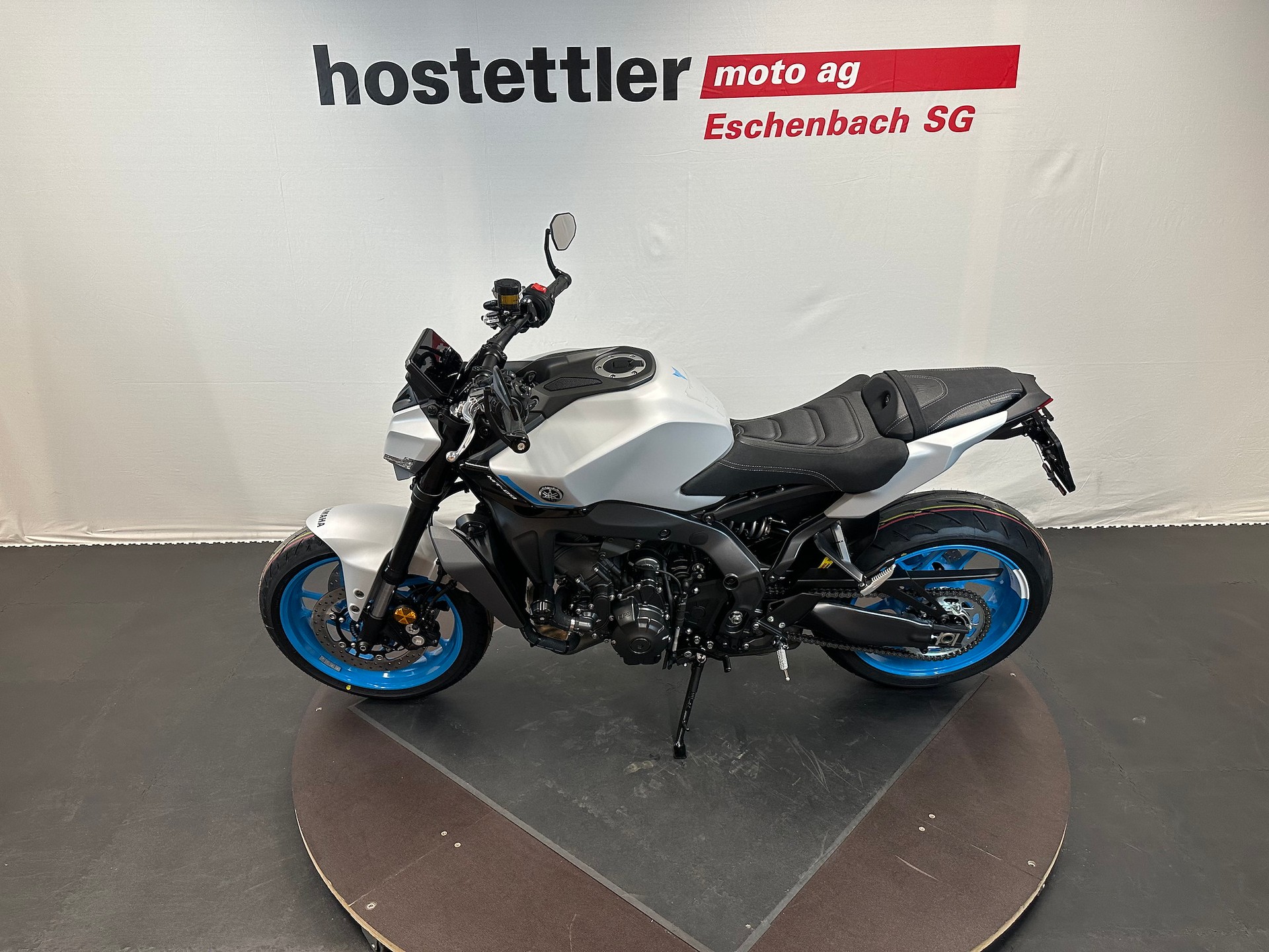 YAMAHA MT-09-image-3