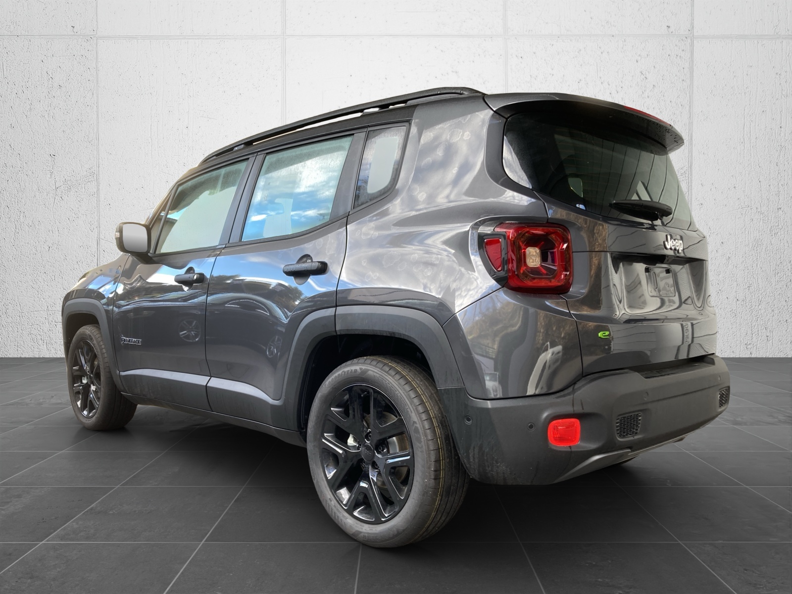JEEP Renegade 1.5 MHEV Summit-image-3