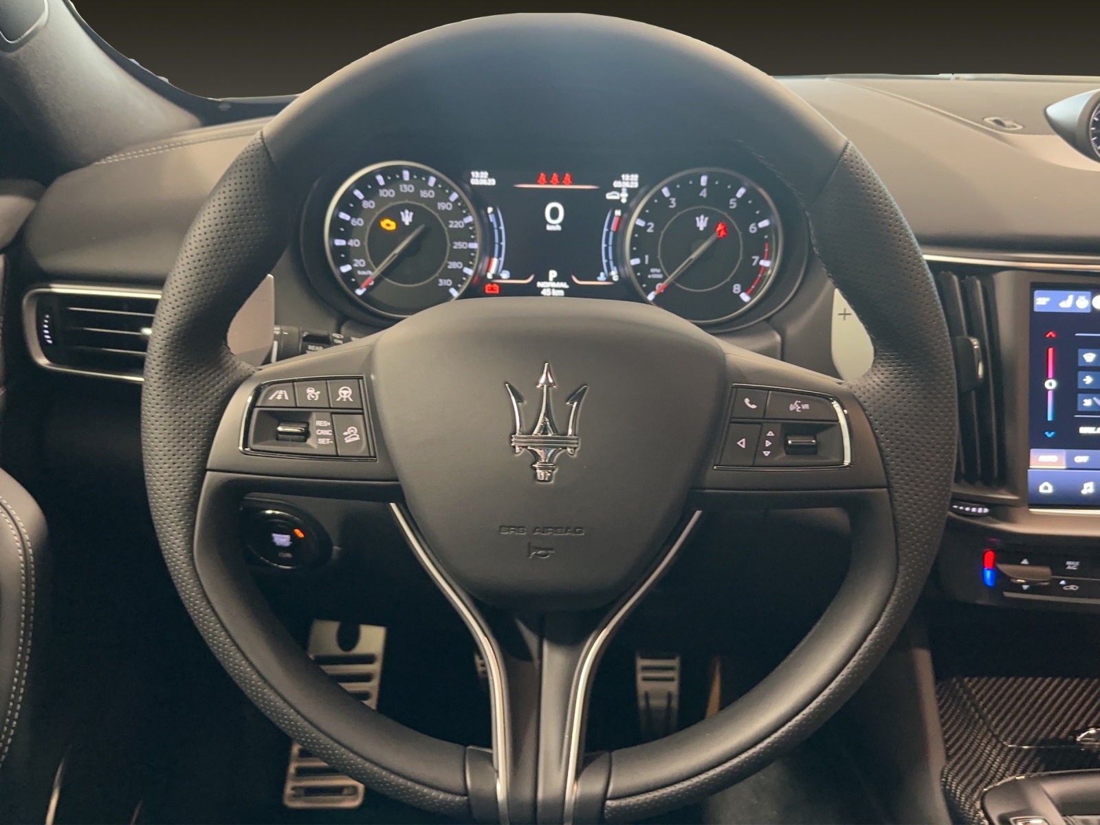MASERATI Levante 3.0 V6 Modena S-image-7
