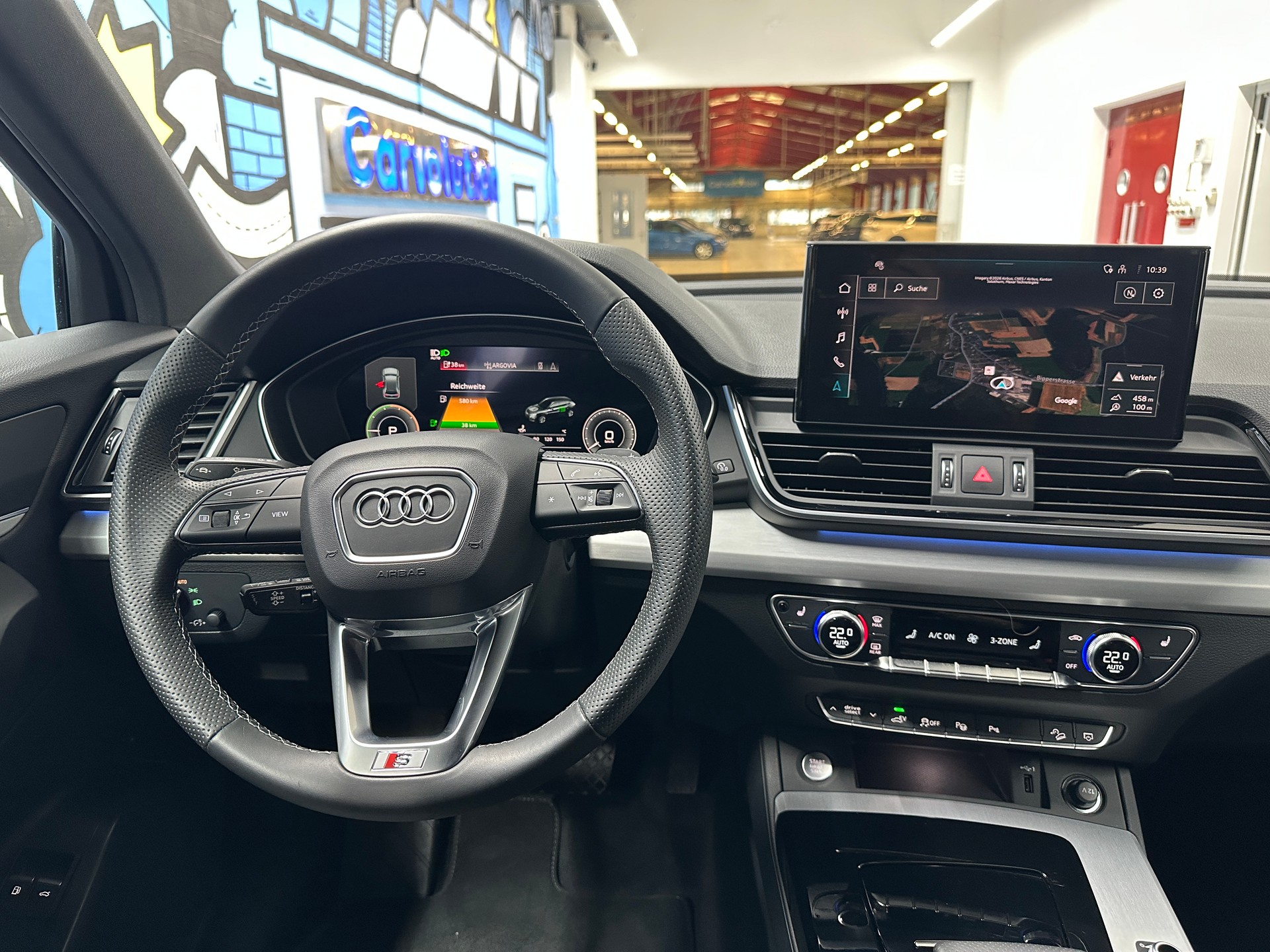AUDI Q5 50 TFSI e PHEV S line quattro S-tronic-image-10