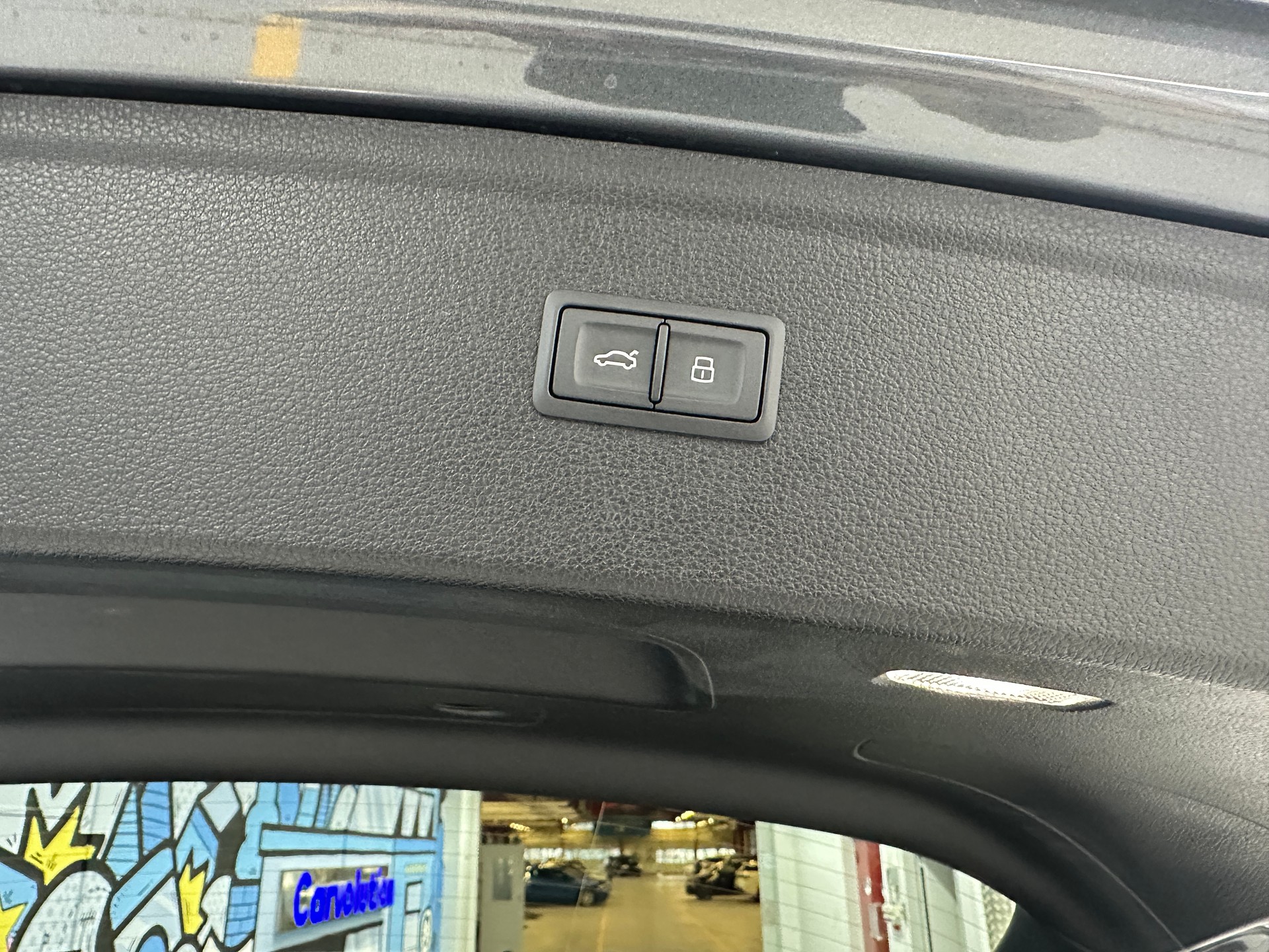 AUDI Q5 50 TFSI e PHEV S line quattro S-tronic-image-12