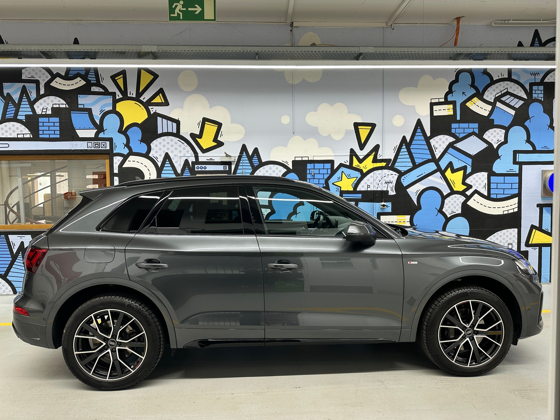 AUDI Q5 50 TFSI e PHEV S line quattro S-tronic-showroom-element-2