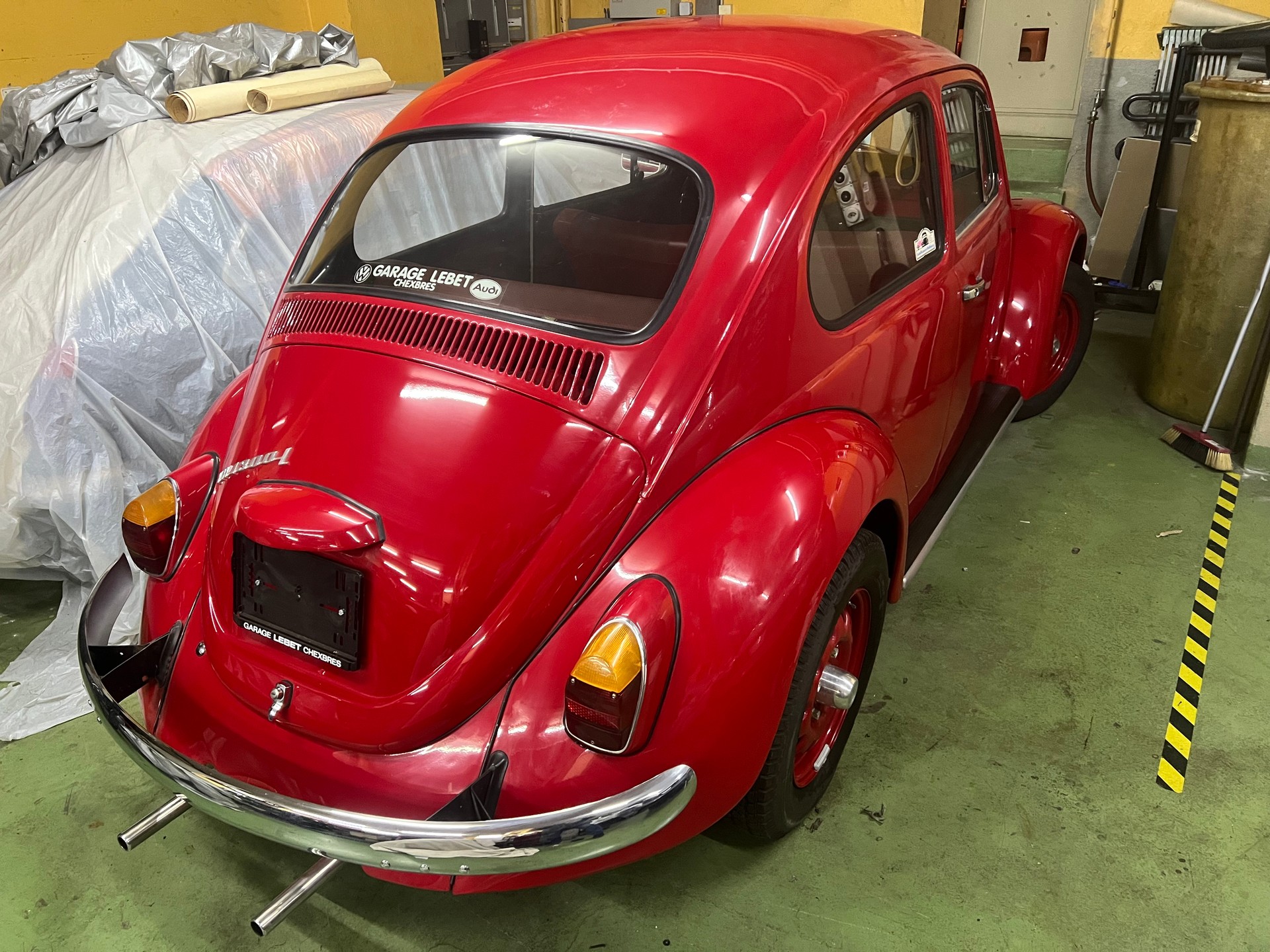 VW BEETLE