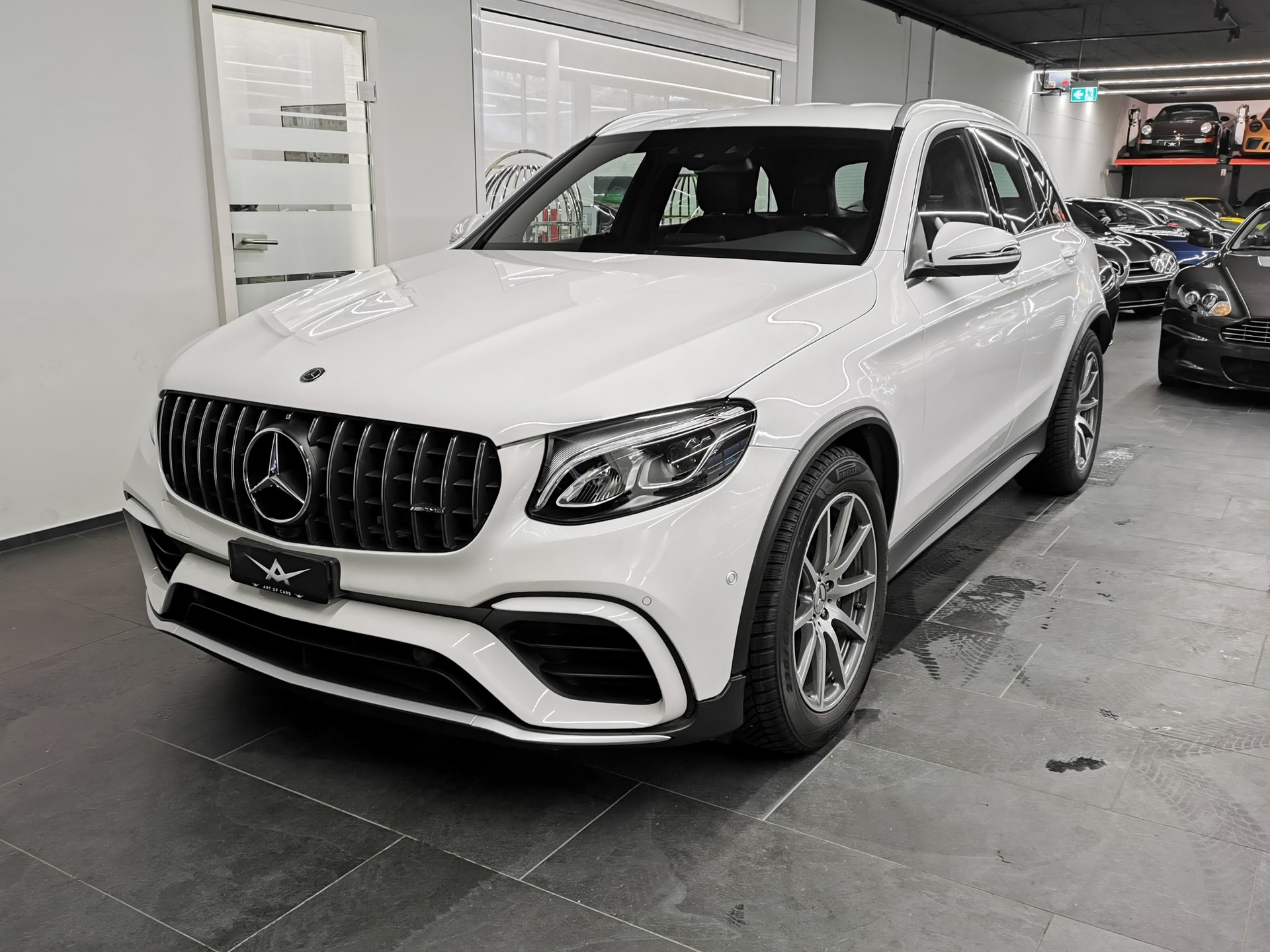 MERCEDES-BENZ GLC 63 AMG 4Matic+ 9G-Tronic WHITE SPECIAL 1. HD 50'000 KM CH-AUTO WINTERREIFEN-image-2