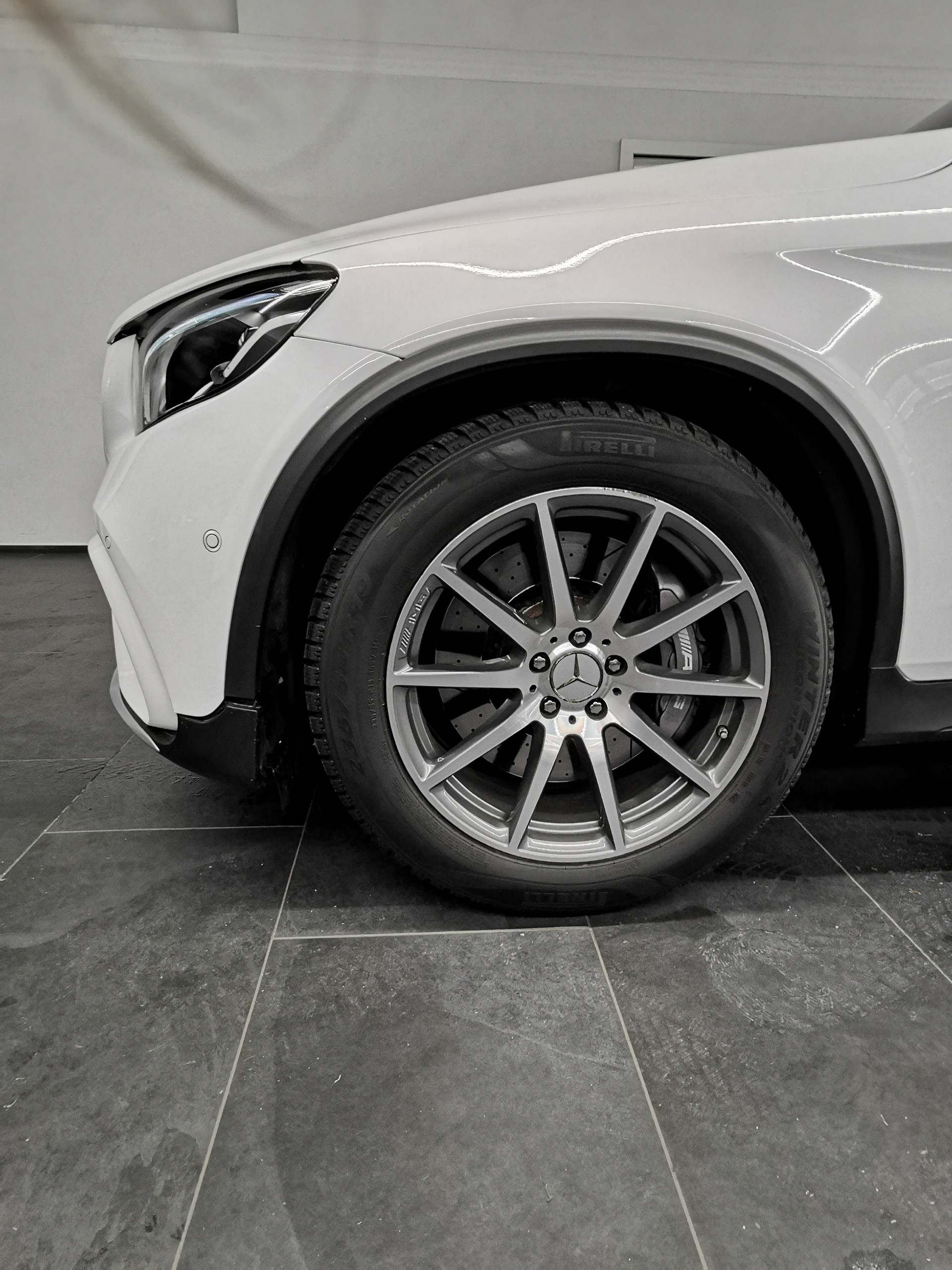 MERCEDES-BENZ GLC 63 AMG 4Matic+ 9G-Tronic WHITE SPECIAL 1. HD 50'000 KM CH-AUTO WINTERREIFEN-image-15