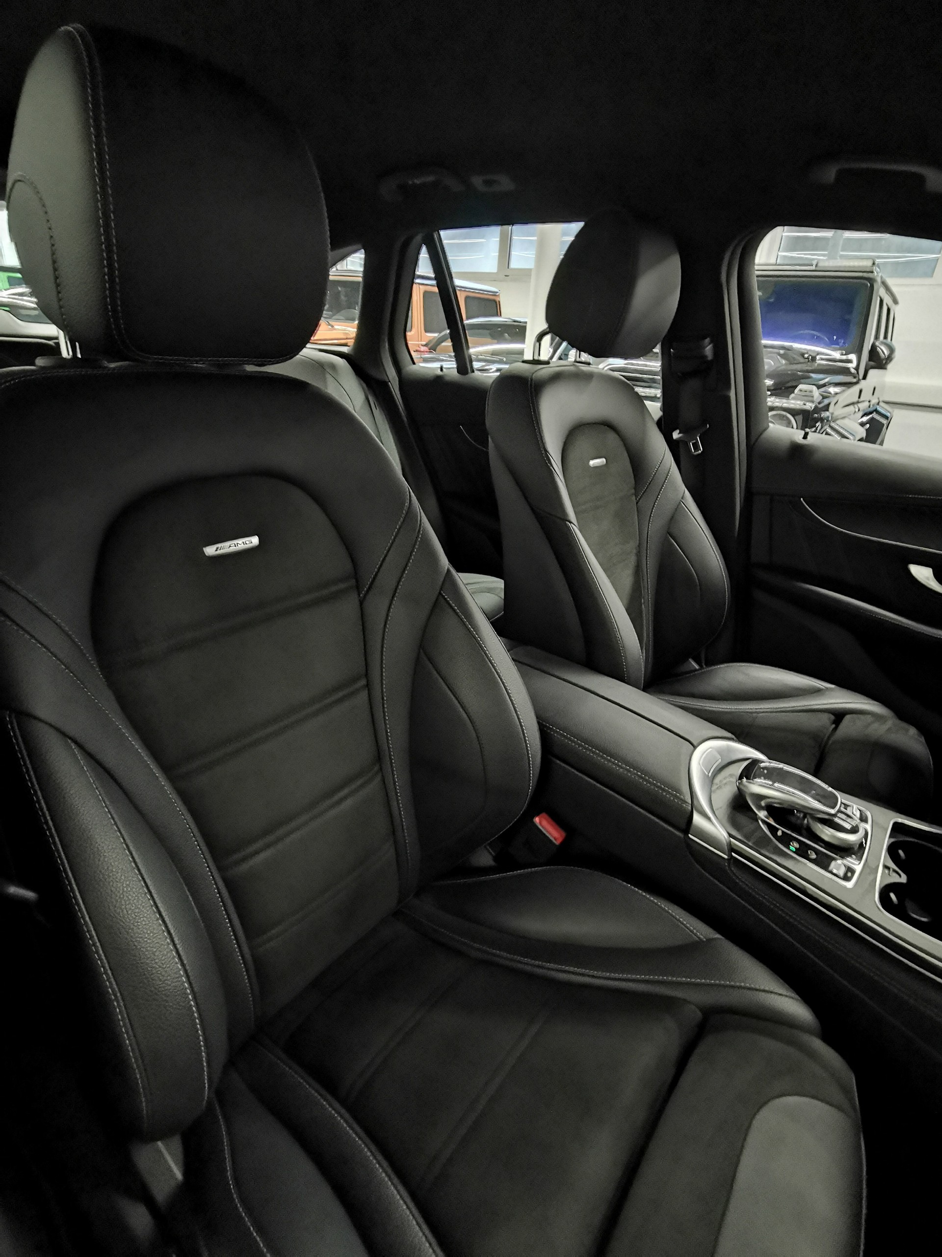 MERCEDES-BENZ GLC 63 AMG 4Matic+ 9G-Tronic WHITE SPECIAL 1. HD 50'000 KM CH-AUTO WINTERREIFEN-image-9