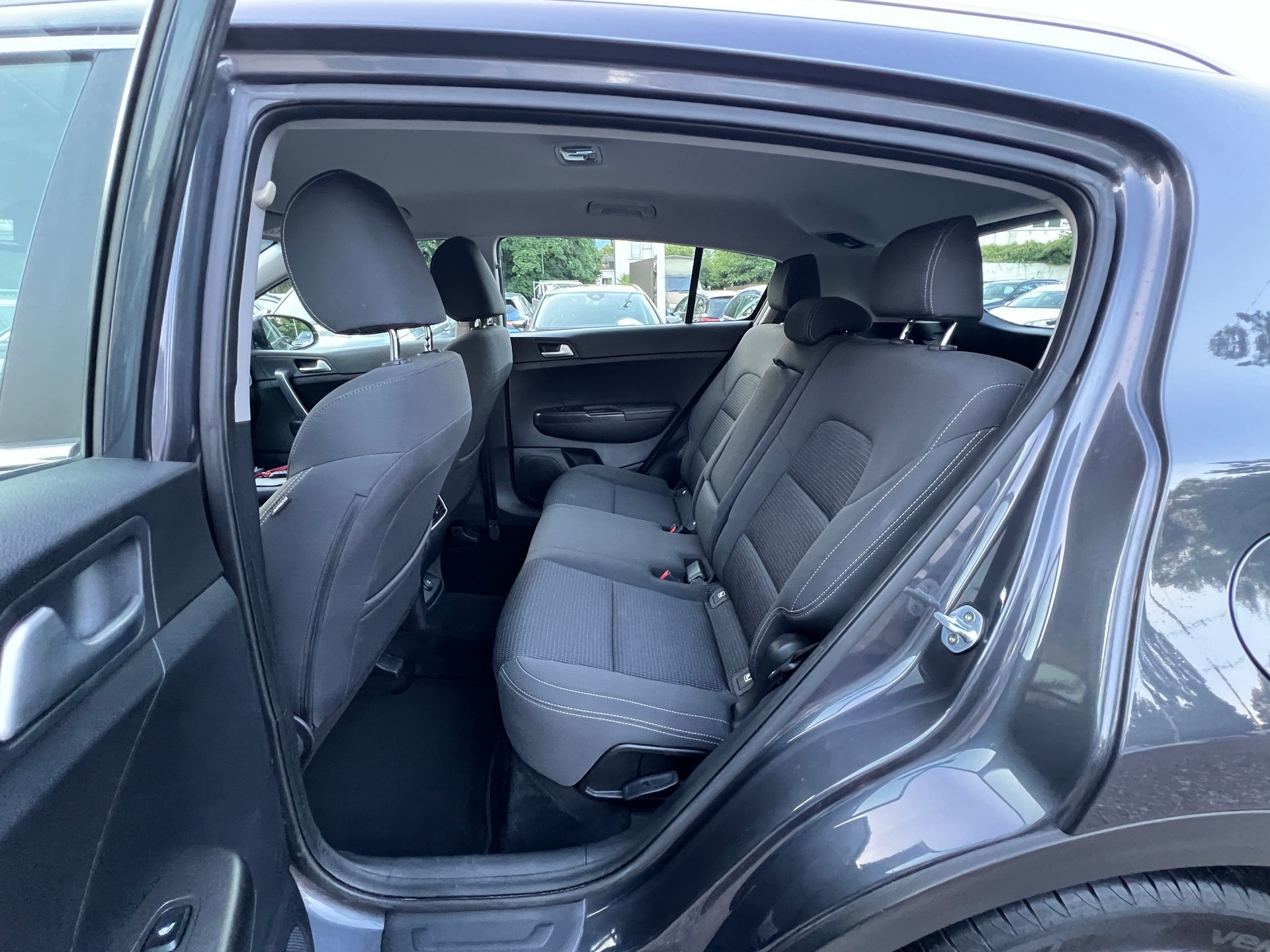 KIA Sportage 2.0CRDi Trend 4WD Automat-image-16