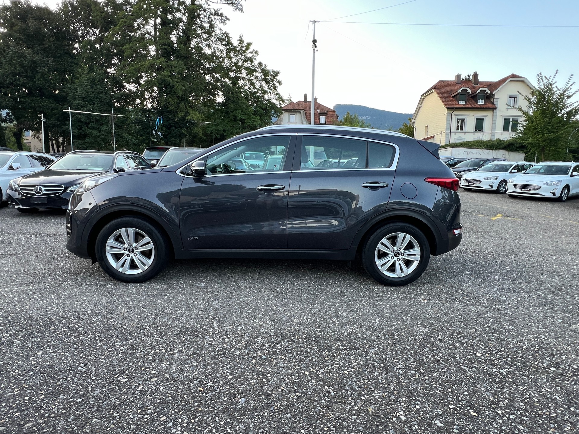KIA Sportage 2.0CRDi Trend 4WD Automat-showroom-element-3