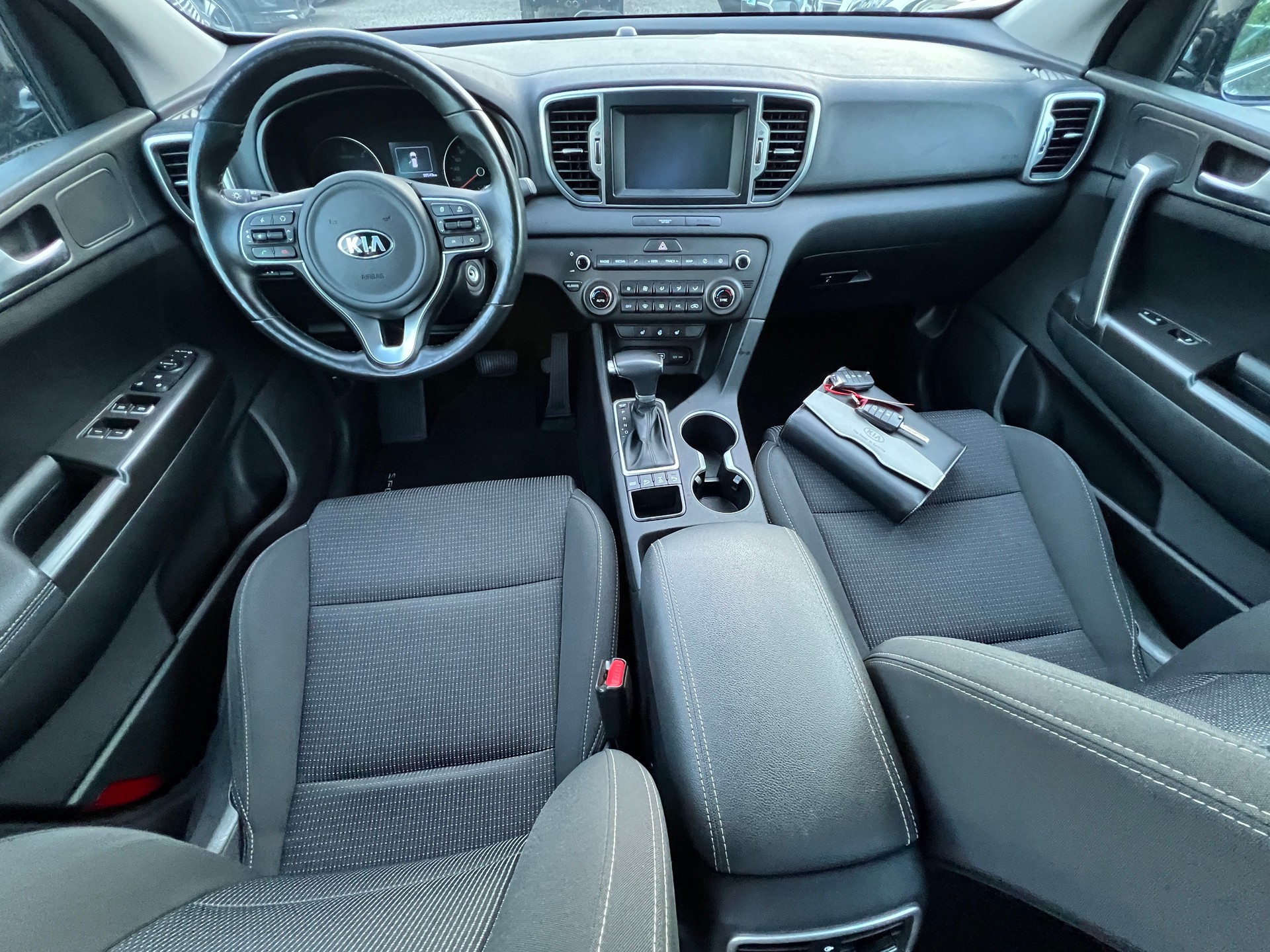 KIA Sportage 2.0CRDi Trend 4WD Automat-image-18