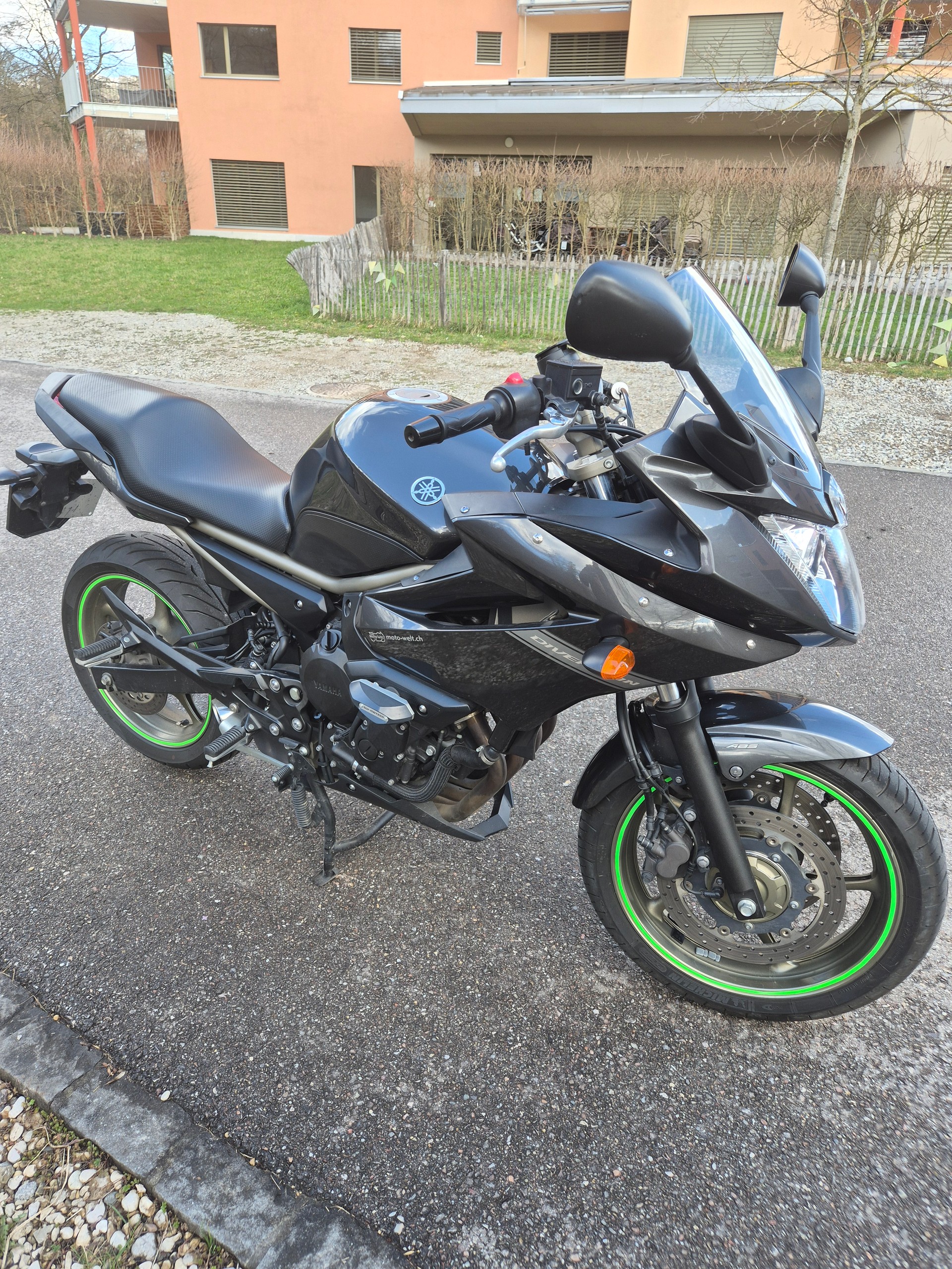 YAMAHA XJ 6 Diversion ABS-image-6